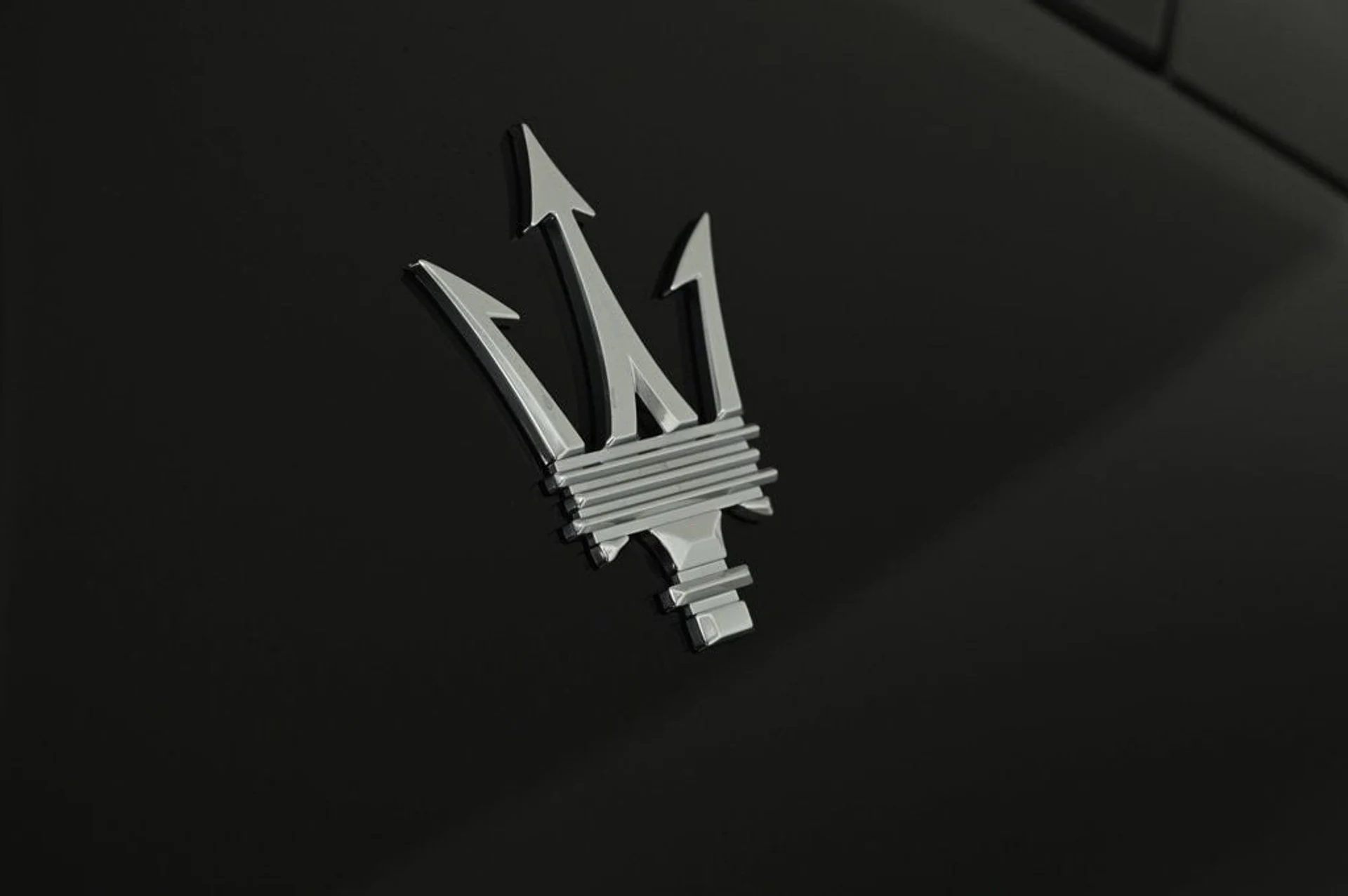 mph024_3457172783_new_2025_maserati_grecale_awd_11350_22889165_24_1024_7627b13968