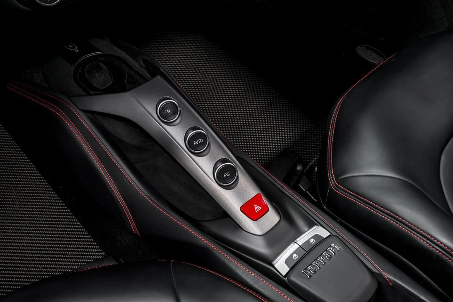 mph024_345930823_d0d0ab294031e1405fab815b55c87980x_6d4b92b5e6