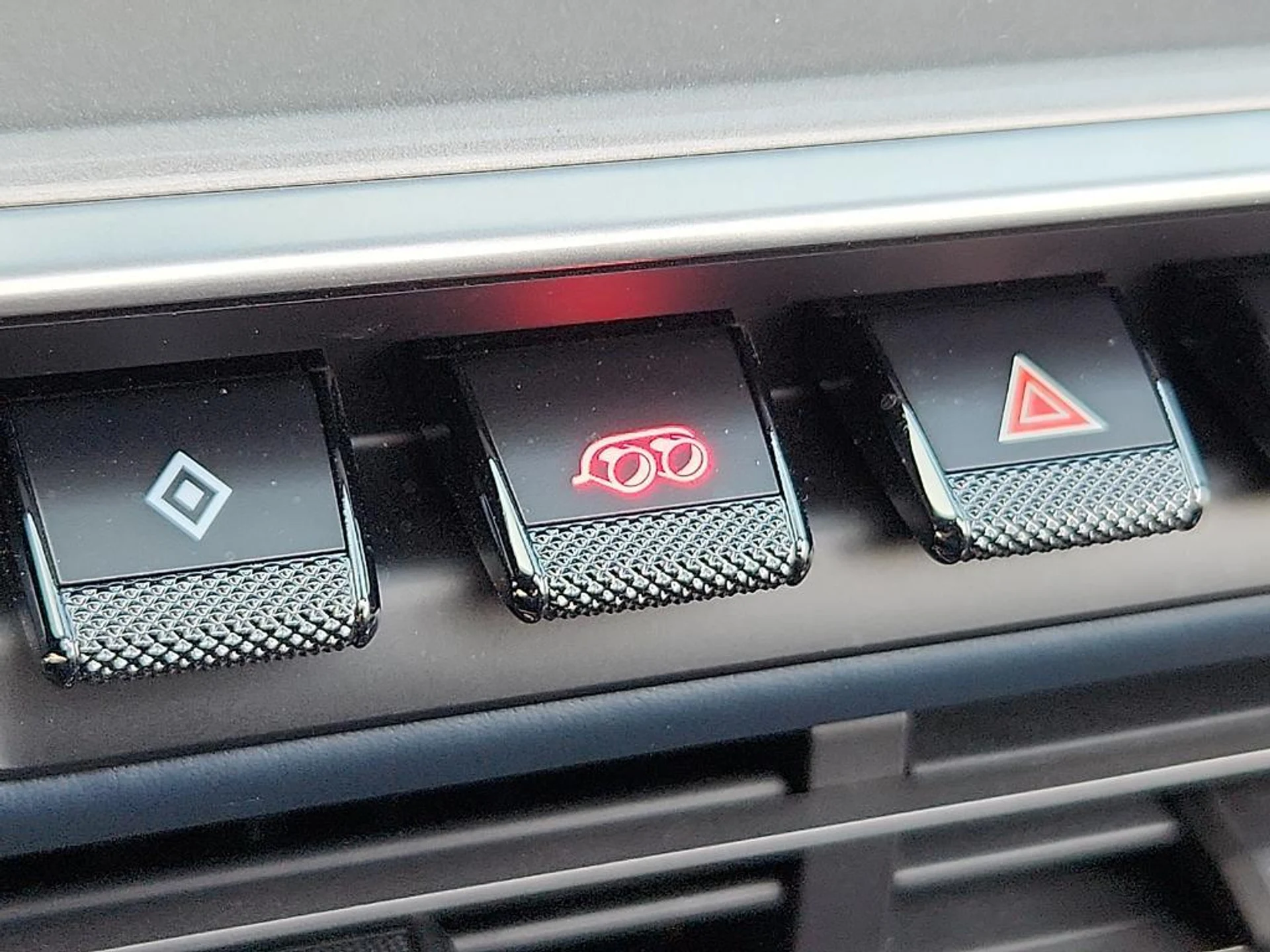 mph024_3470935263_e_Z_Yiov_Nac_Bl_Jy_Dee_Vxh_NJQ_9_Yf_U_3e64ff30a3