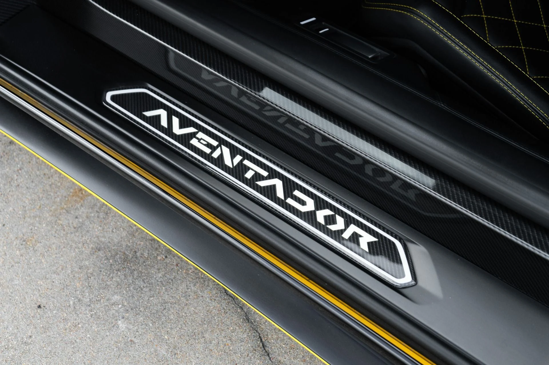 mph024_3473956095_Used_2018_Lamborghini_Aventador_S_LP_740_4_S_1761083724_fb284ae973