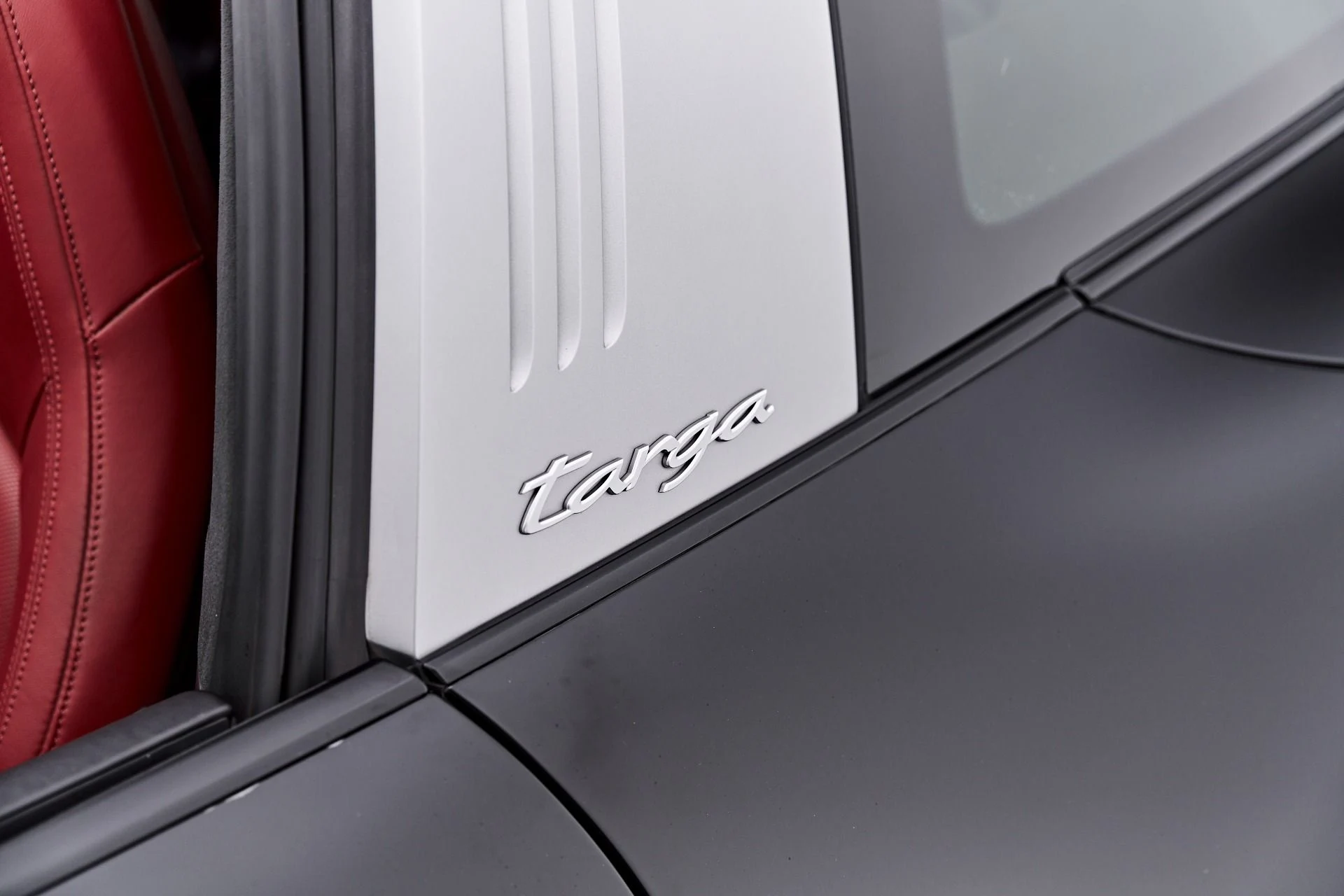 mph024_3474162337_Used_2021_Porsche_911_Targa_4_S_1786672006_b3a79a1168