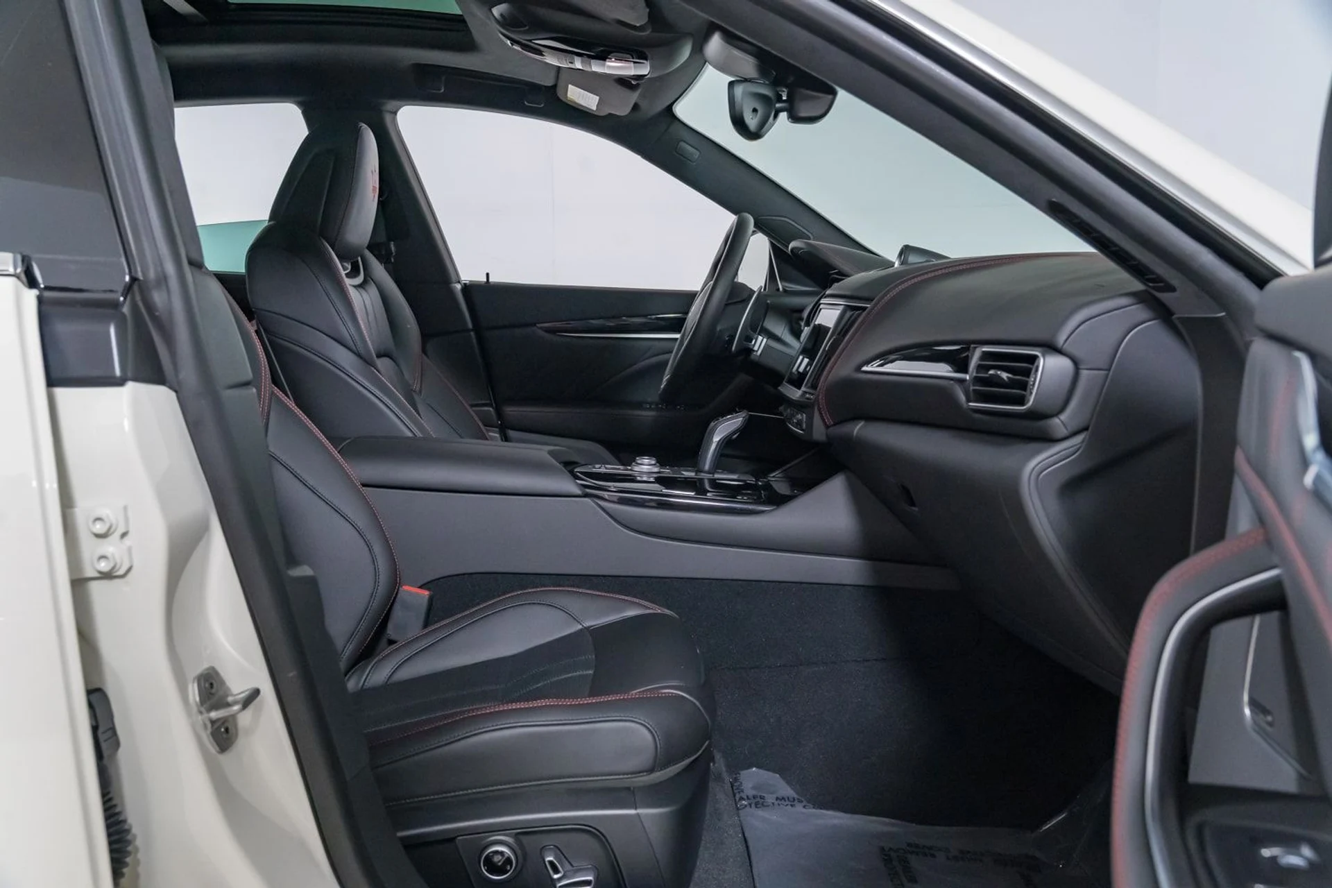 mph024_3474815446_cd408e2fbbc94d81839d43f23d4181a3_8bdb06af43