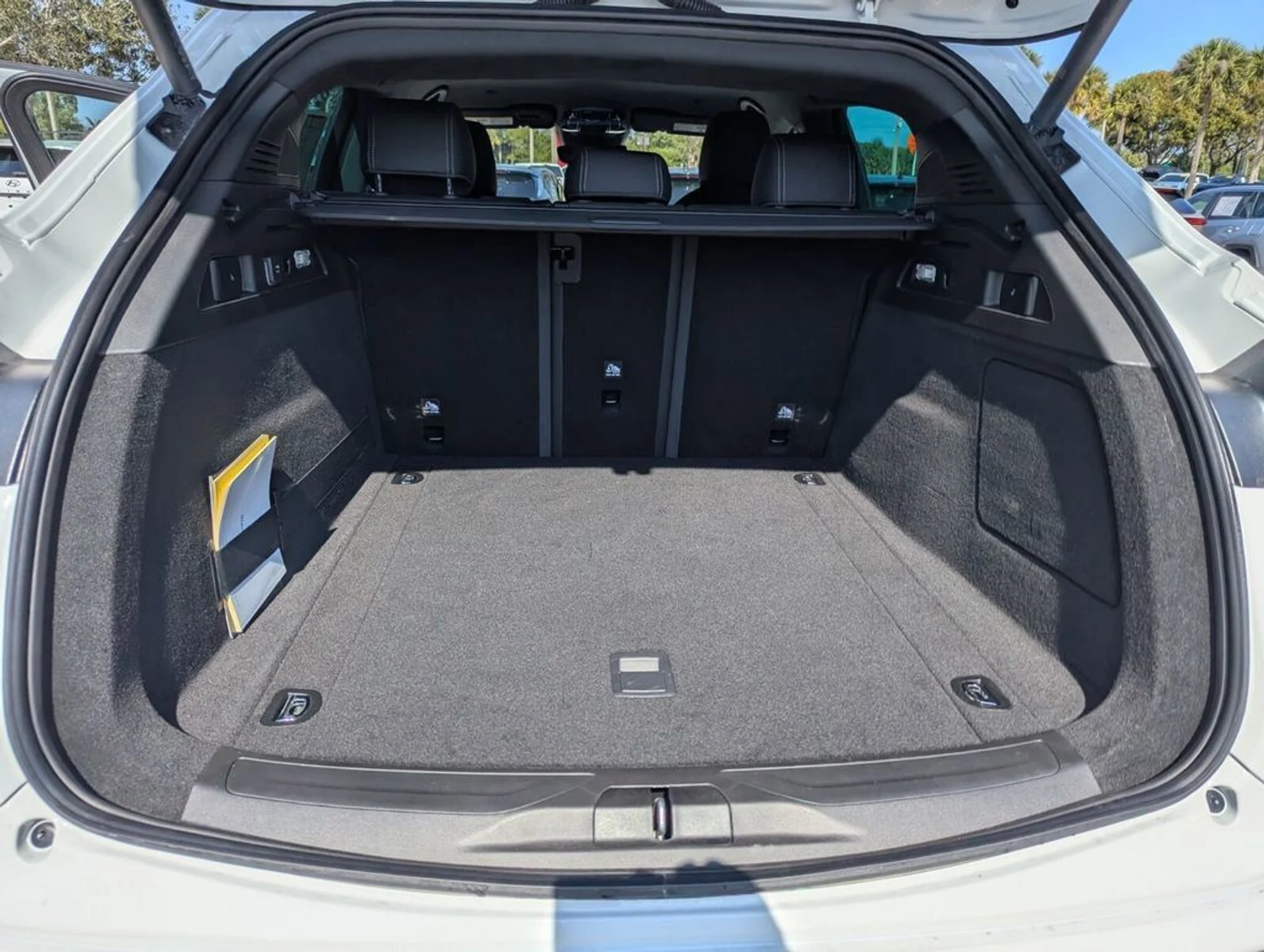 mph024_3478077916_433fb23d617f60953dbc44f59d0ddb93_035d252b49