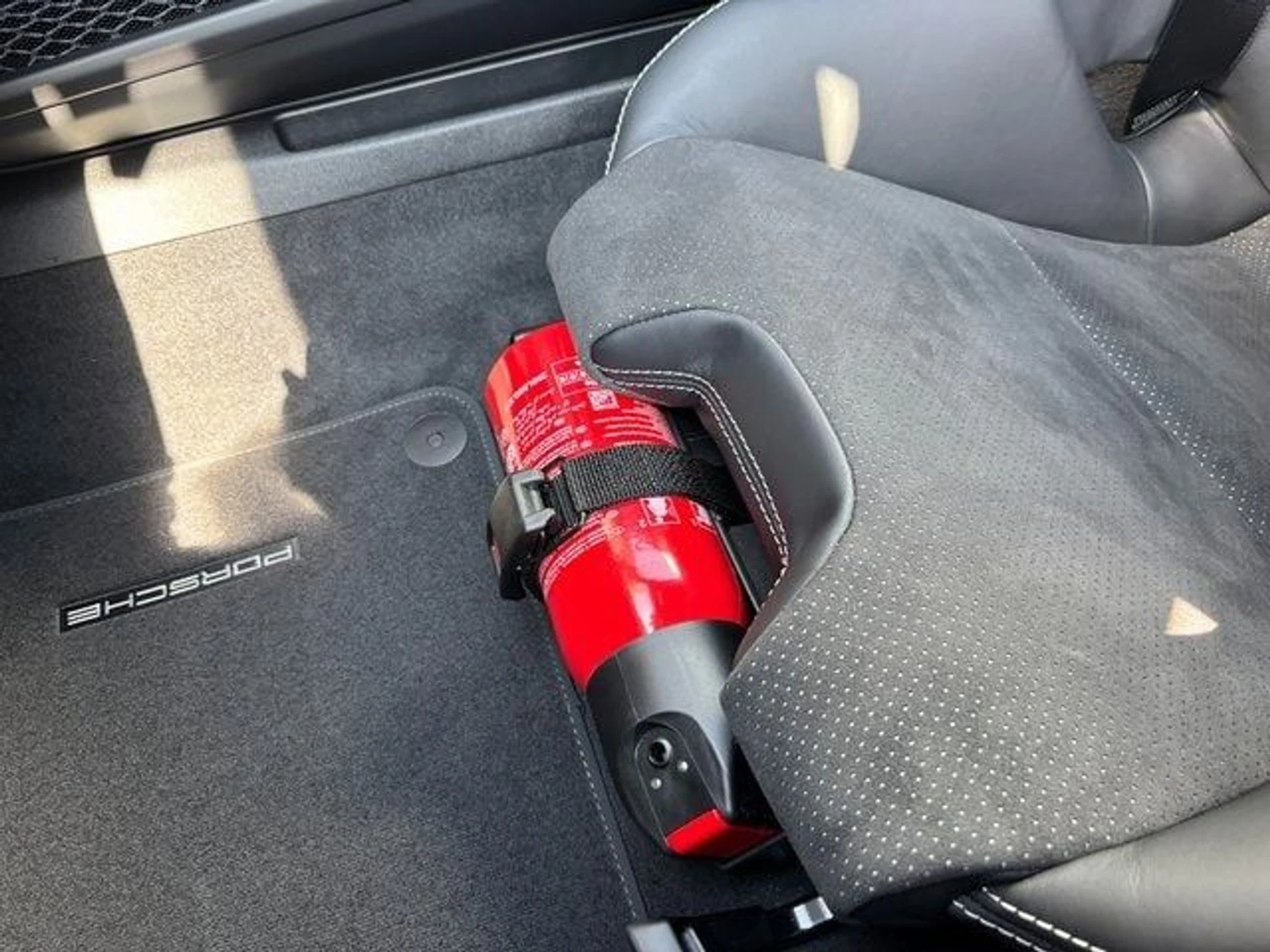 mph024_3479218057_36df3dfbf4128da9f2ad95ad14299776x_bb07515b29