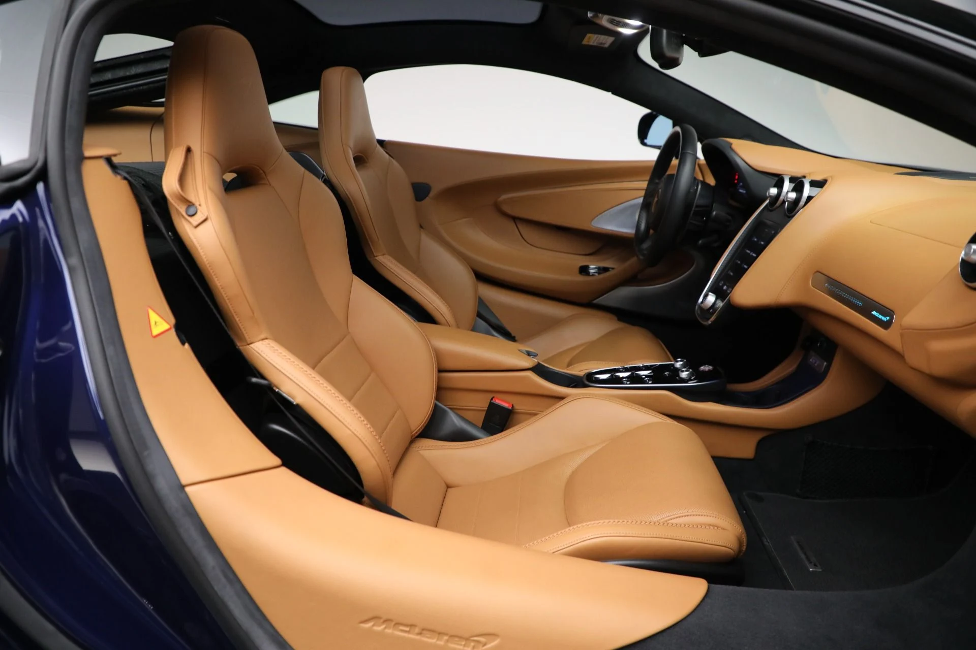 mph024_3480511154_Used_2023_Mc_Laren_GT_Luxe_d749a0f7d8