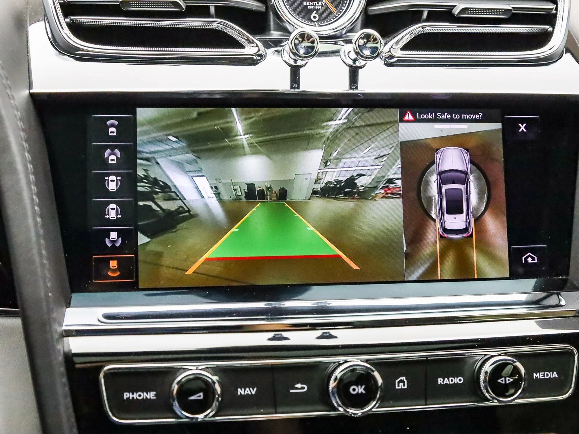 mph024_3481895765_91cb4d911fb5ec2a563072f250cda909x_0d6998fee1