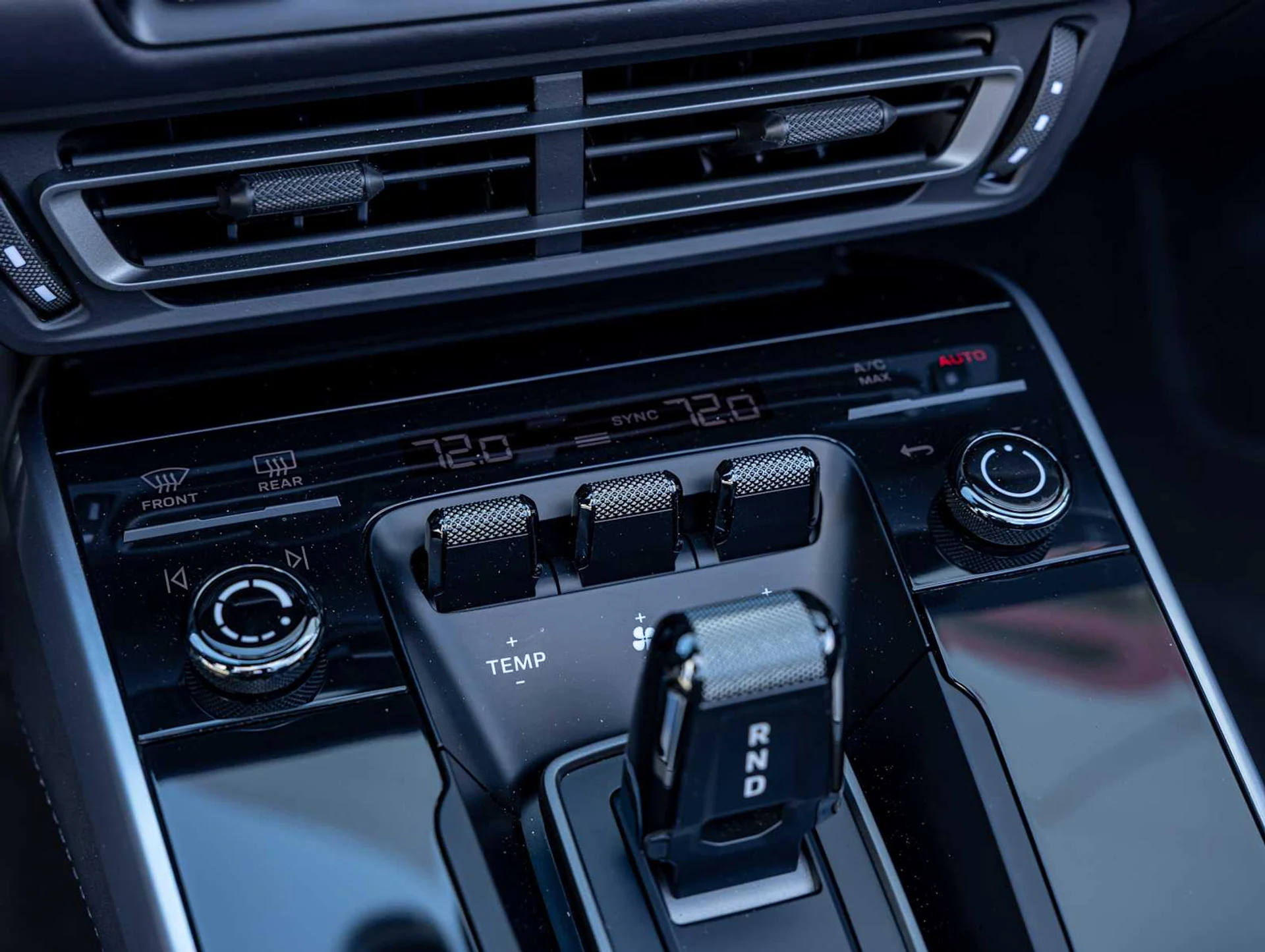 mph024_3484035422_2099b587b4729f03b9ef858660a7753ex_82b3344954