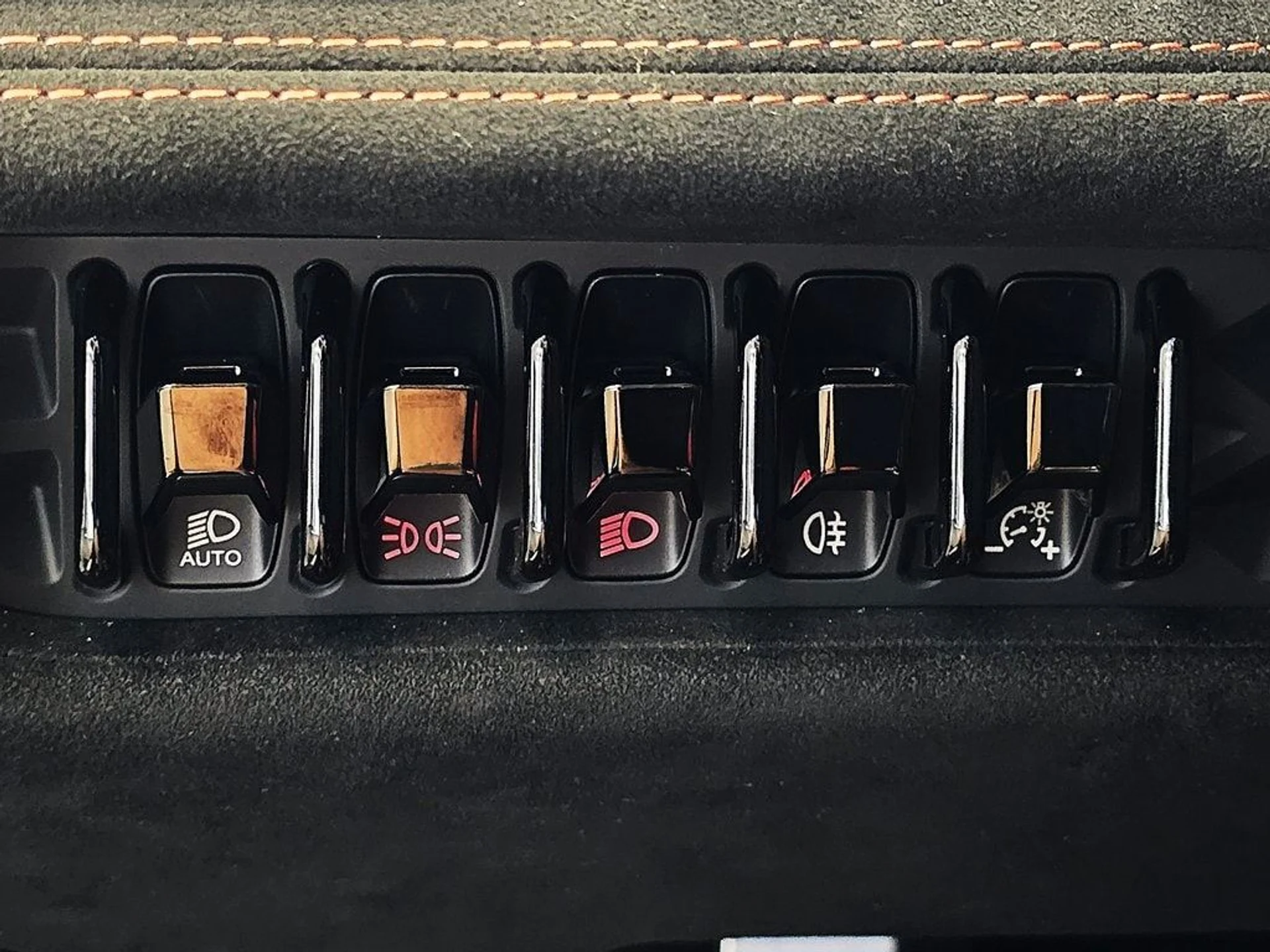 mph024_3492081401_203af6607759cfb823f44701ad279f0dx_4e48b87452