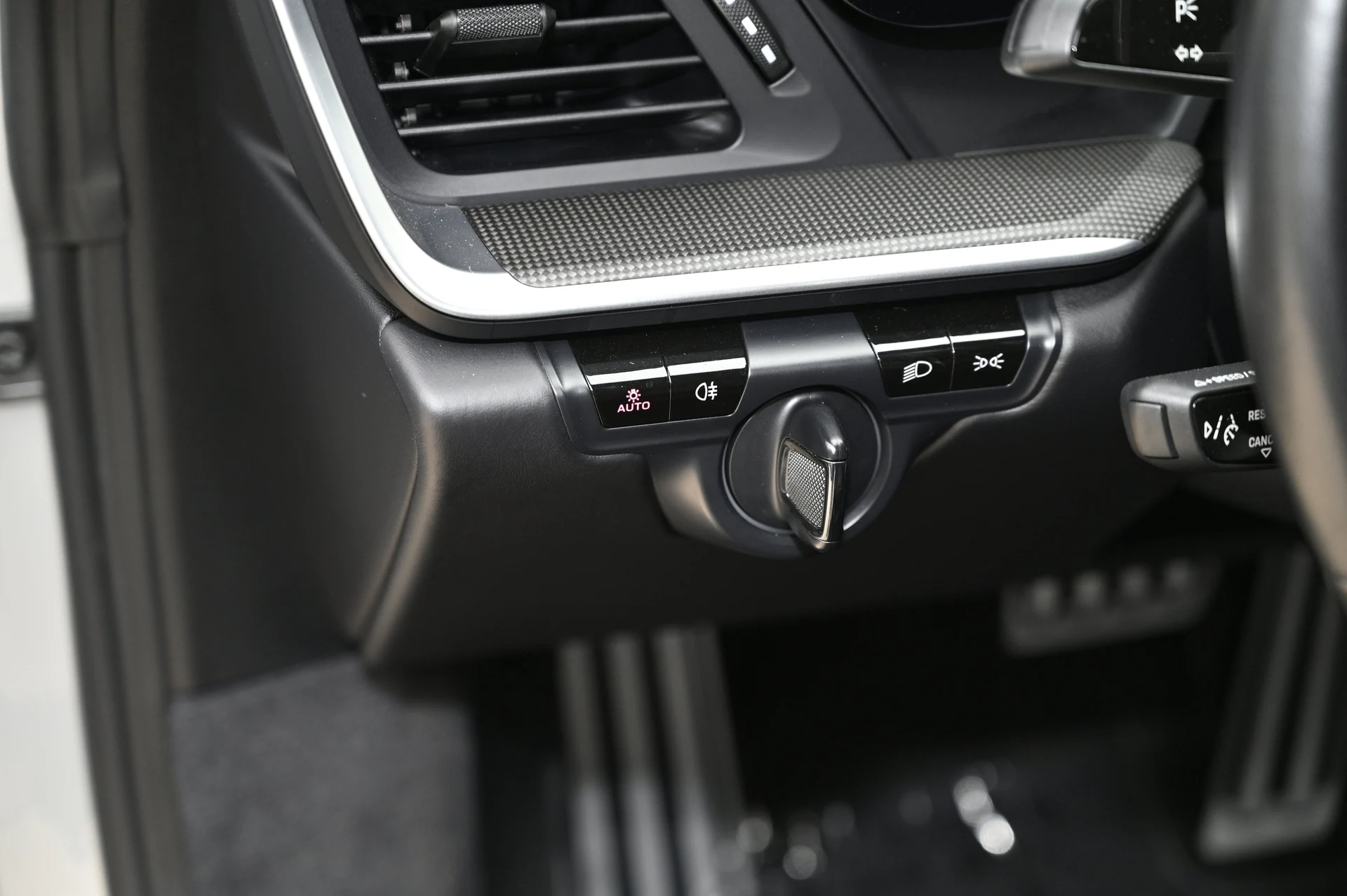 mph024_3493864570_e4a96cc132c240398b9e3ee92874cef1_bf7ab915f7