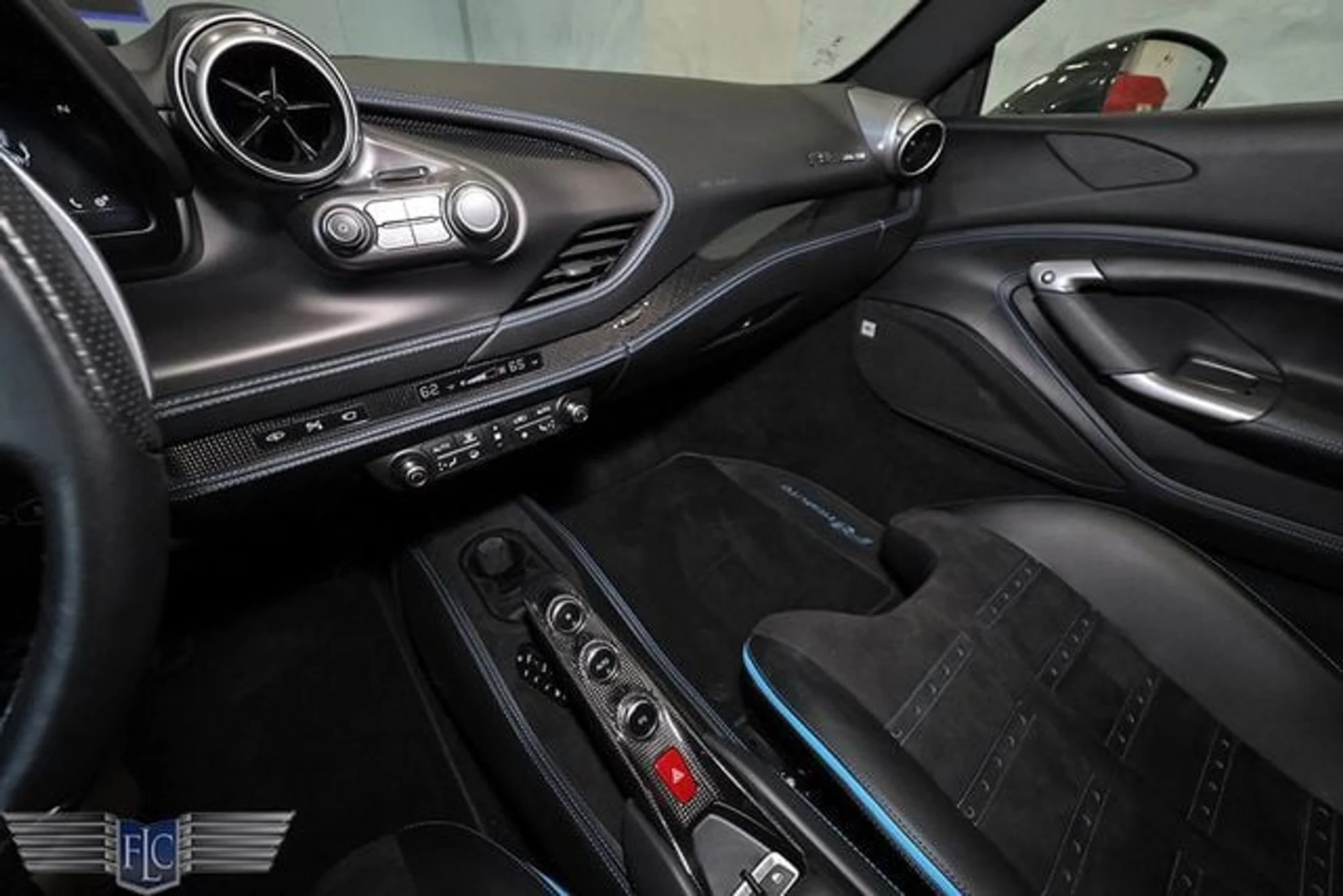 mph024_3505253755_used_2022_ferrari_f8_tributo_coupe_9689_23053332_28_640_3462f81ae8