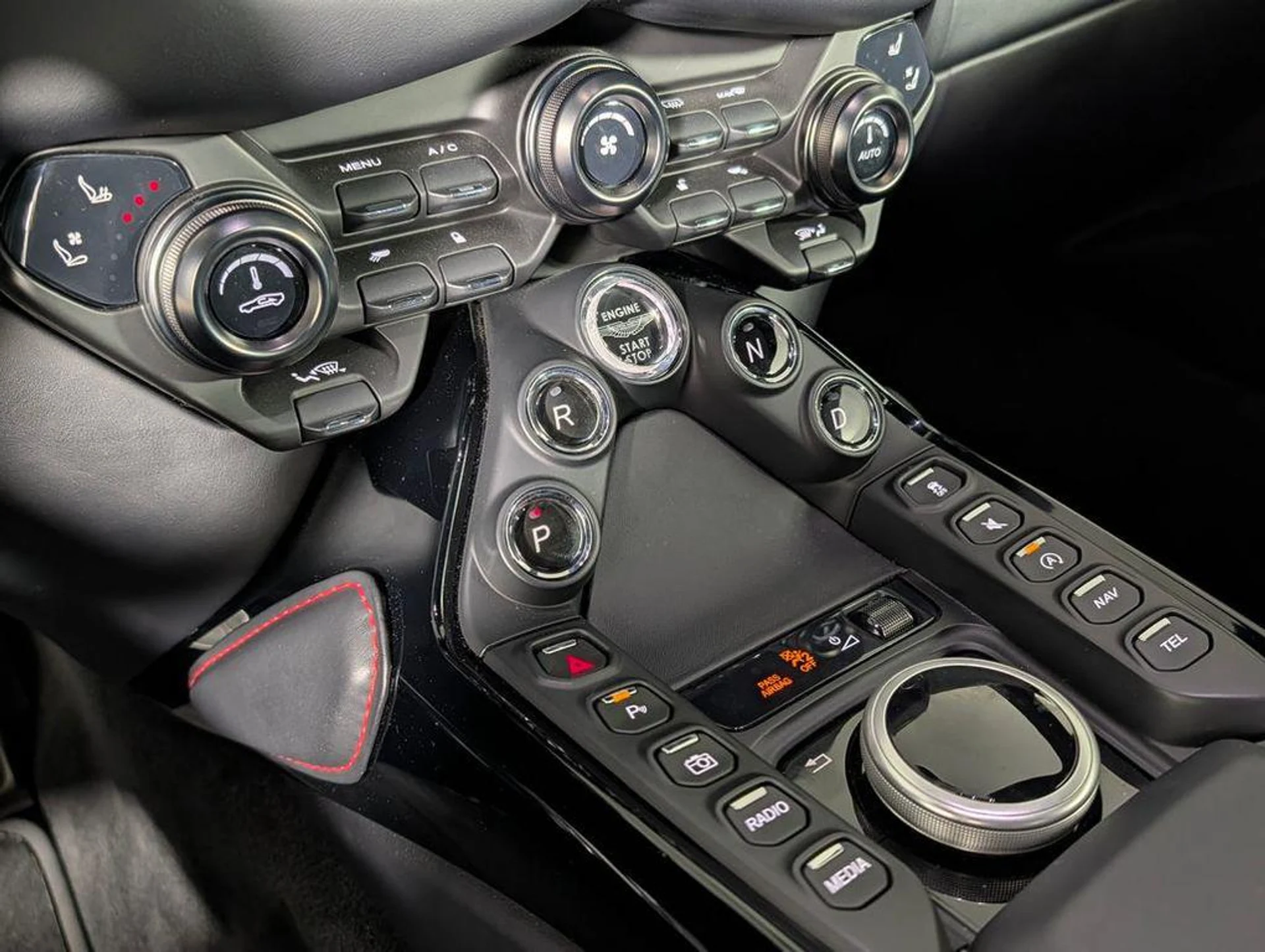 mph024_3508432215_NJ_Se2b6qnd_G7_O_R_Wj_EL_2_T3h_T_Tp_A_8e60530ce5