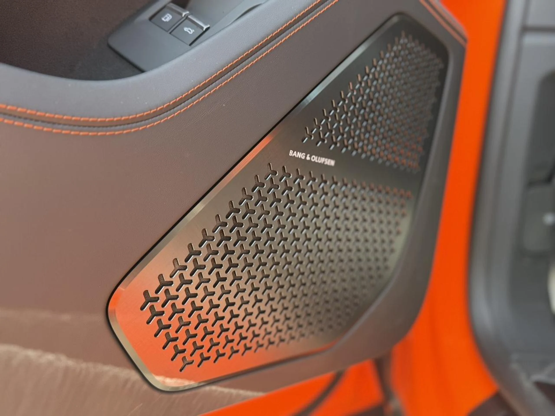 mph024_3509000828_9c6bc458571cd8b281f6c1865d5b927d_0734d853ea