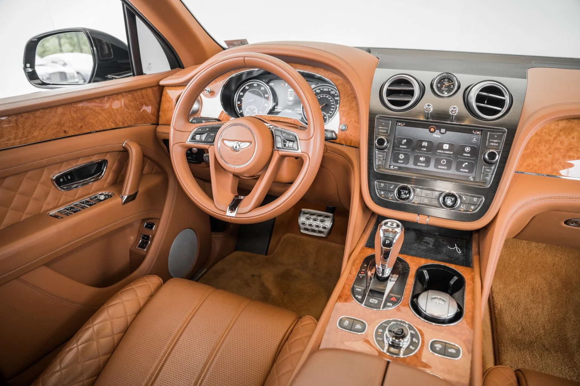 mph024_3510745663_Used_2017_Bentley_Bentayga_W12_1683659120_52cea47bc2