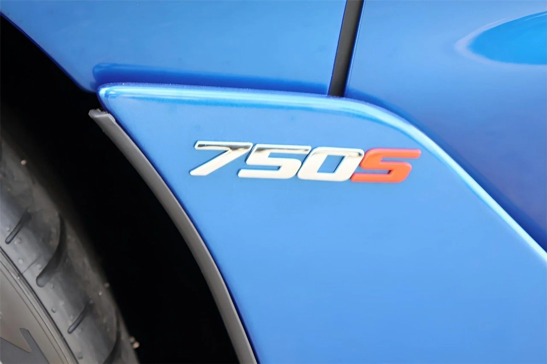 mph024_3512560609_25_0a6e7f2109