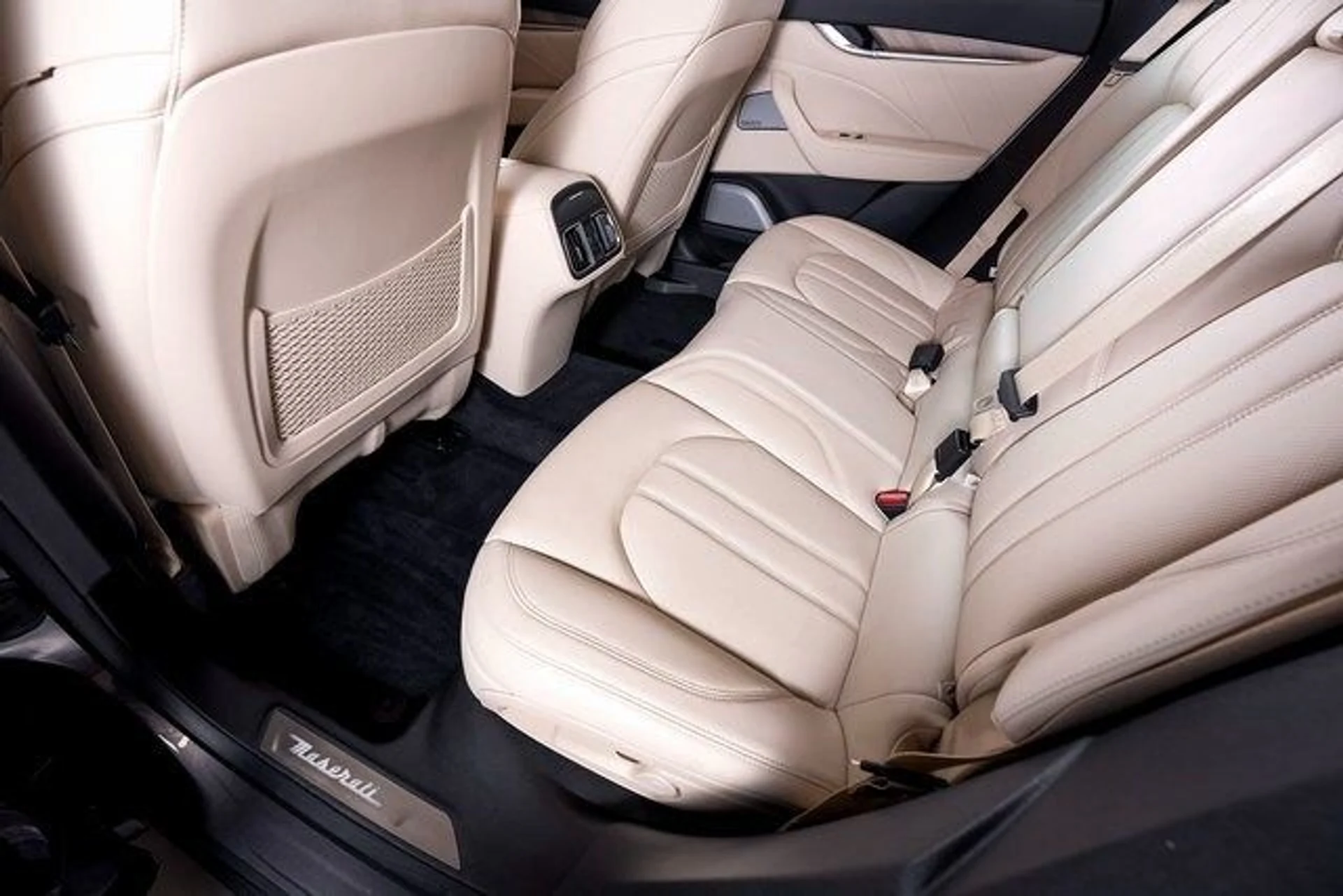 mph024_3523766889_0693ebd970e3e2a06fae30eccf18c178x_0dc021da71