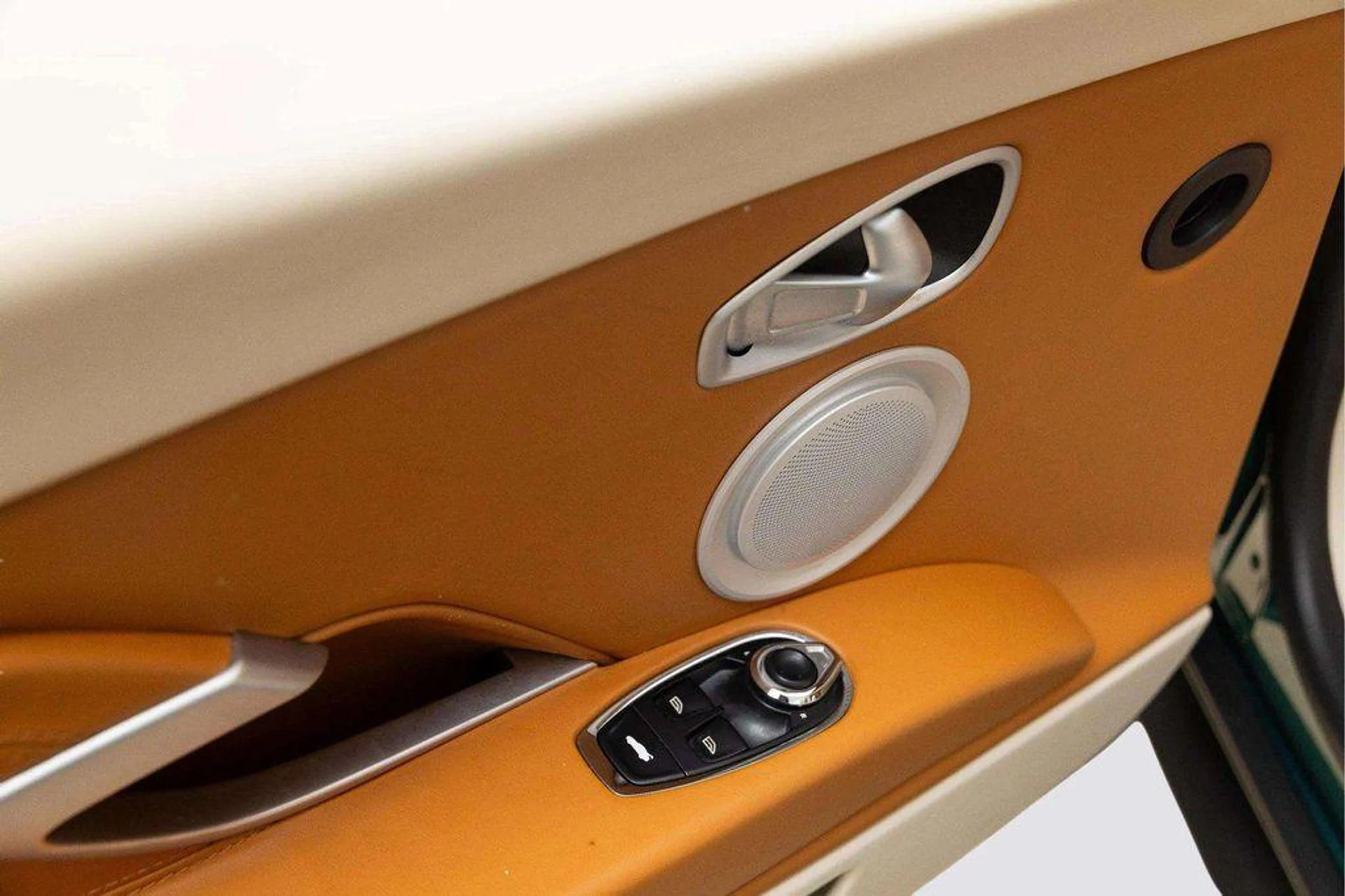 mph024_3524028579_V6_GF_4_Dyp_Yw_S_Jwoc3oqltmi_Y3lg_6ca8bcdf2c