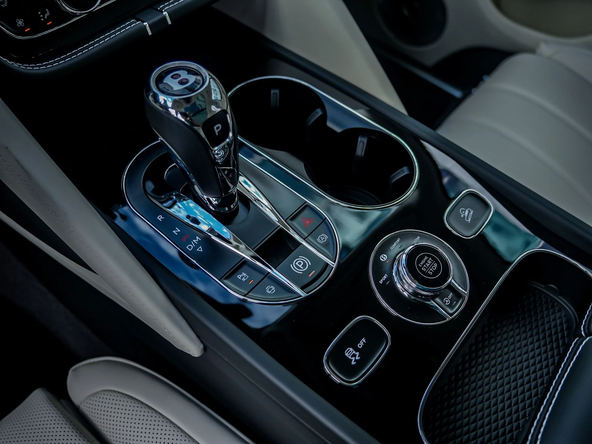 mph024_352451425_Hi_Tech_Luxury_Imports_LLC_SJAAT_2_ZV_8_TC_034150_image_24_10afd44195
