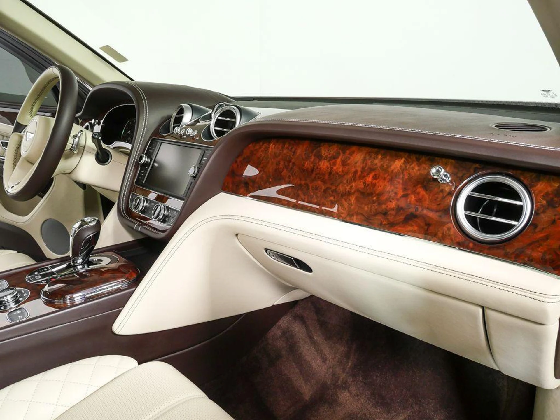 mph024_352664983_Vo_R_d_A_Zn4_W8_P_Laj_Je9_Wb06a_Zx0_Q_dff73fb713