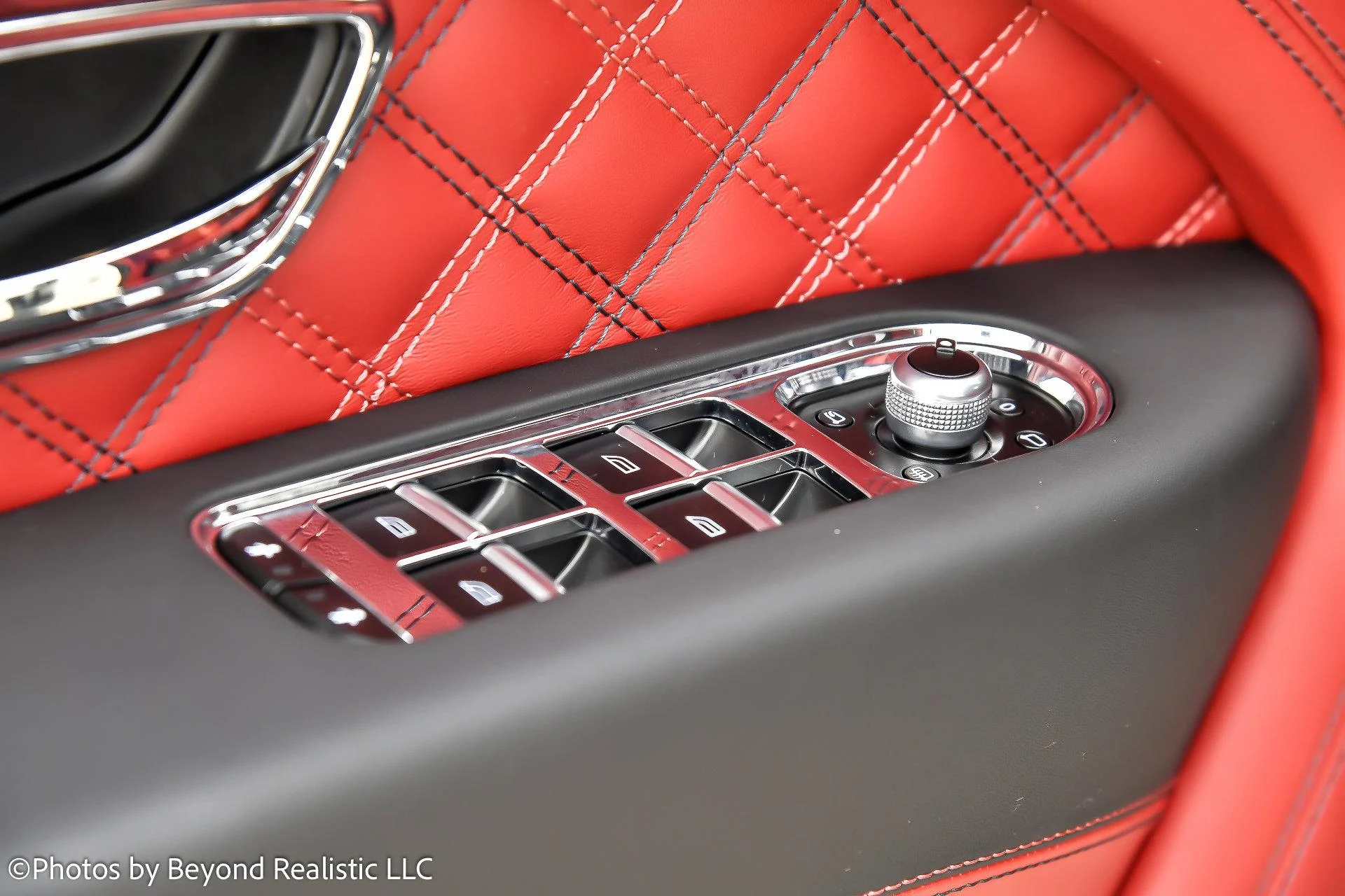 mph024_3536280539_Used_2022_Bentley_Bentayga_V8_1754381268_62d1ee1da6