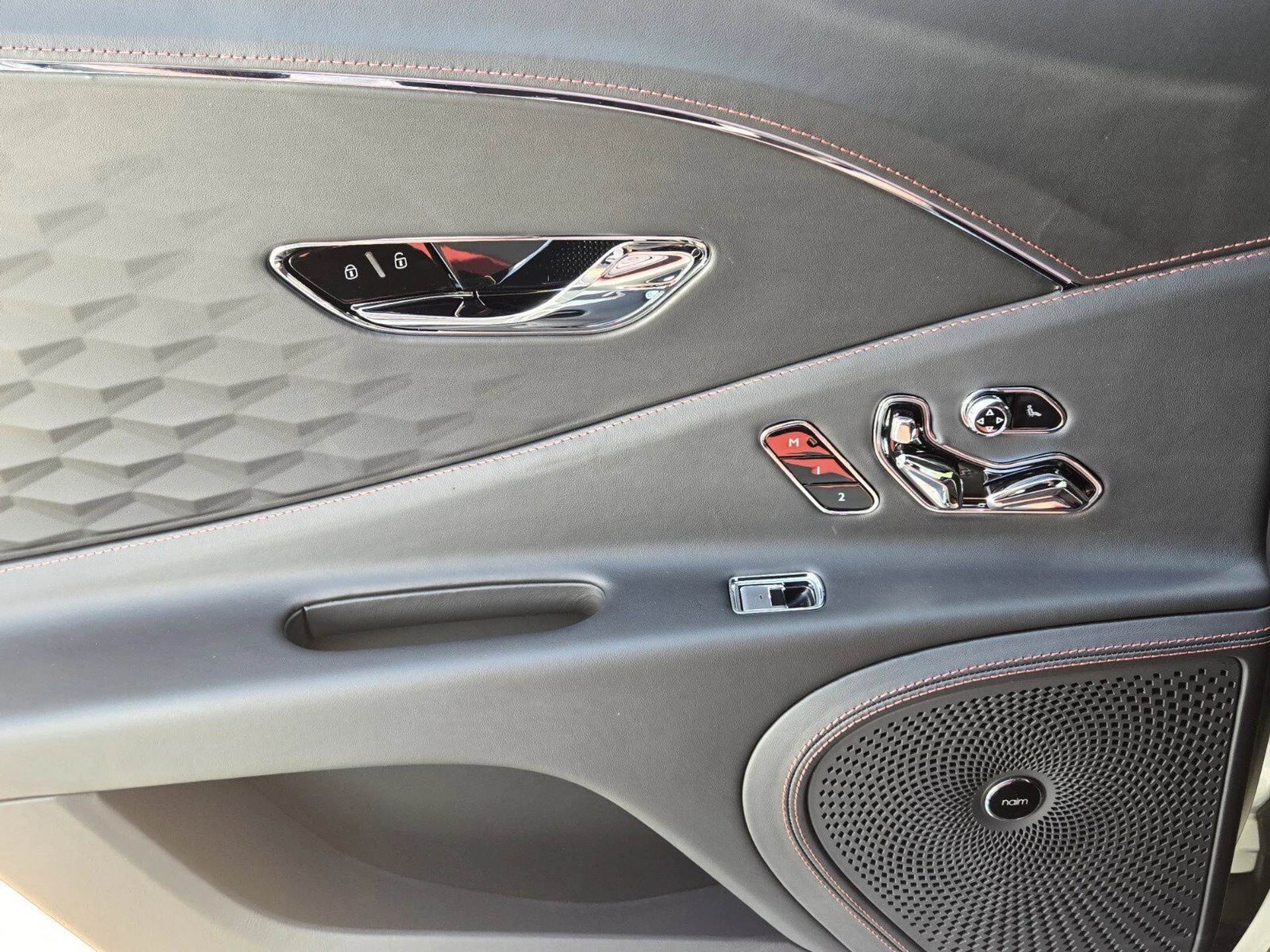 mph024_3541573097_961b17094440c321e1b2d130a5833ef9x_2a4caa47d4