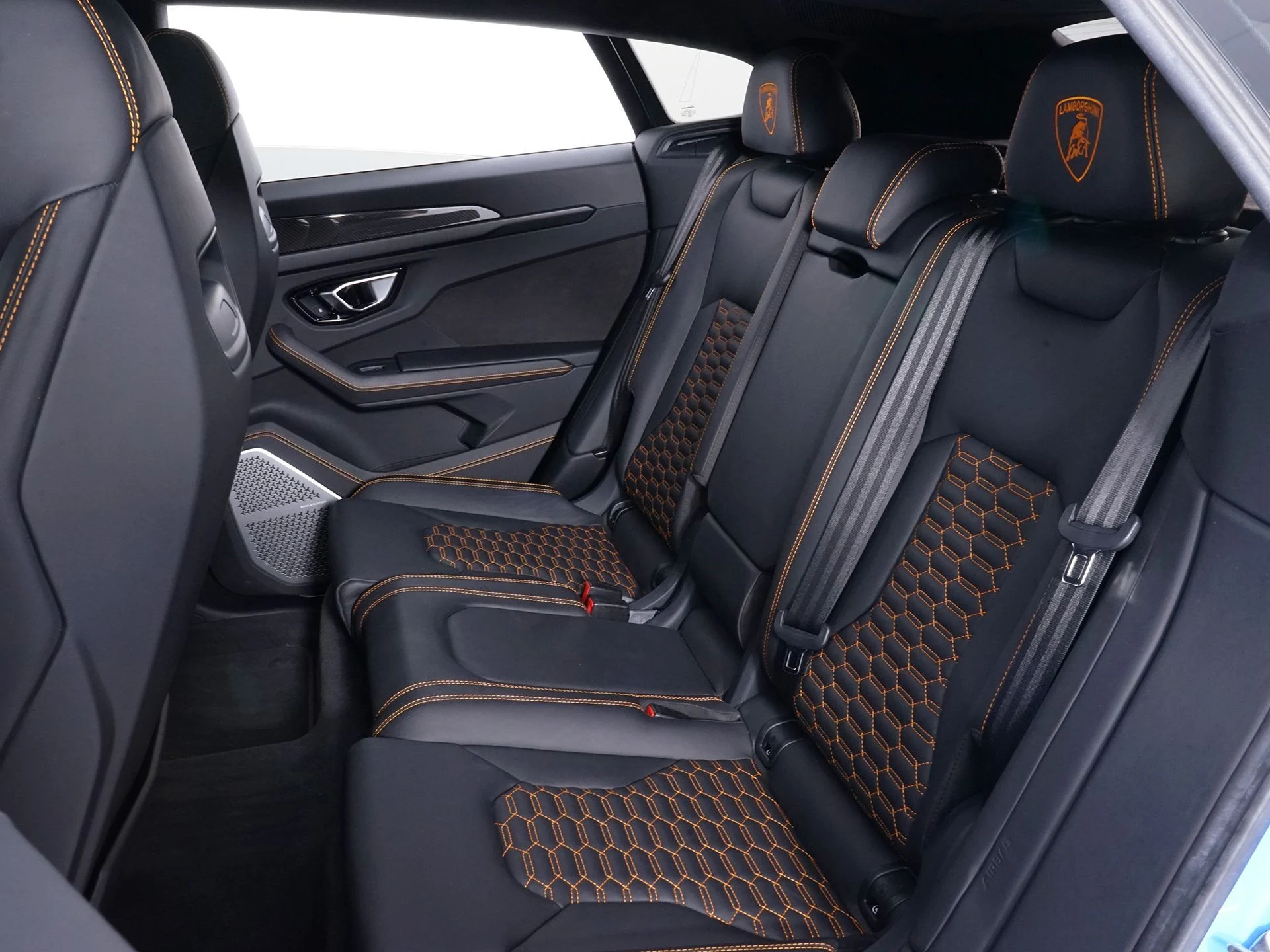 mph024_354573779_85816c9ff94f12cb5e65869f99779c03x_588540fbf3