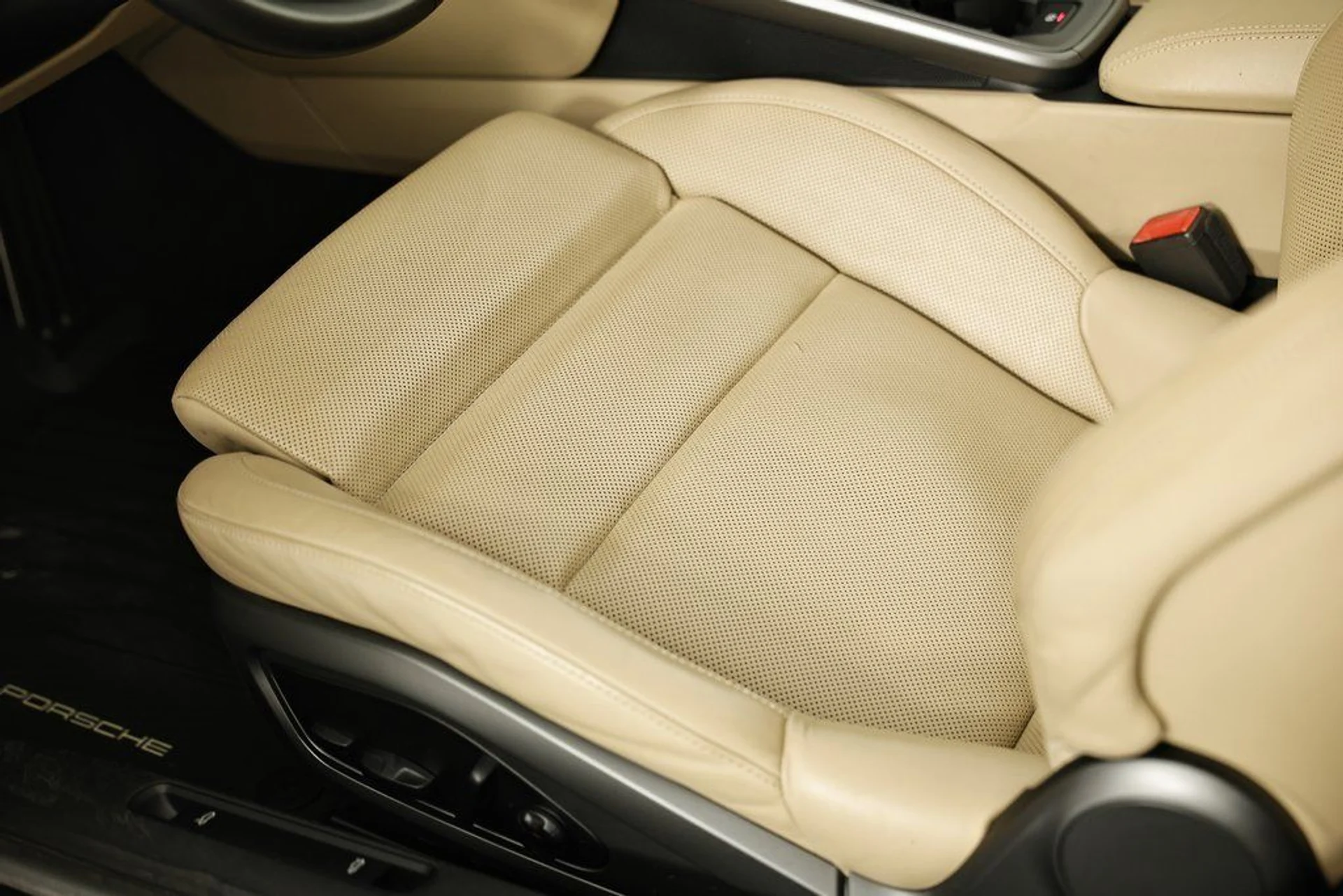 mph024_3546253792_c332e2991e445552b7e756226bf8713c_3925a5ecdf