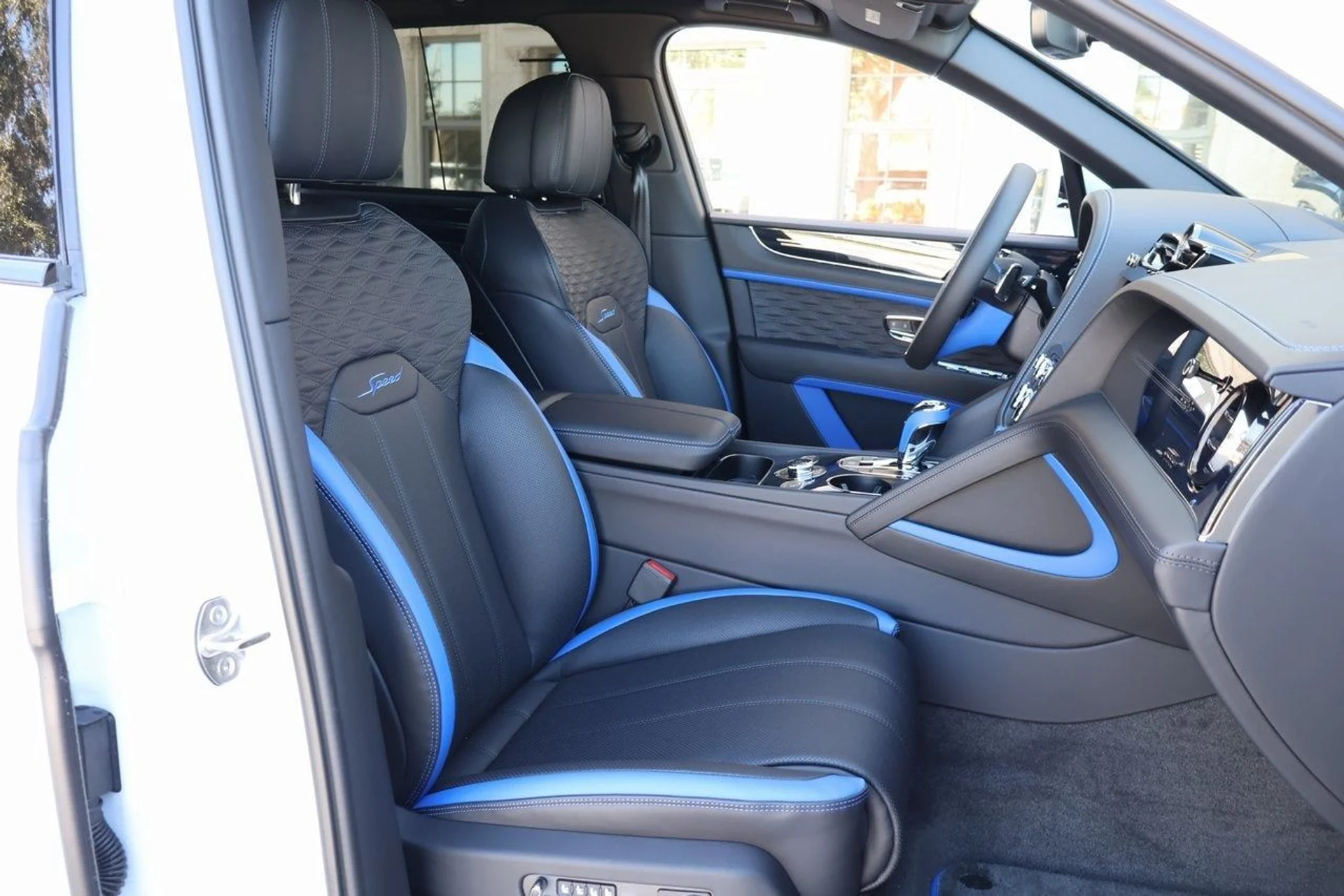 mph024_3550328817_25_c7819aa6ee