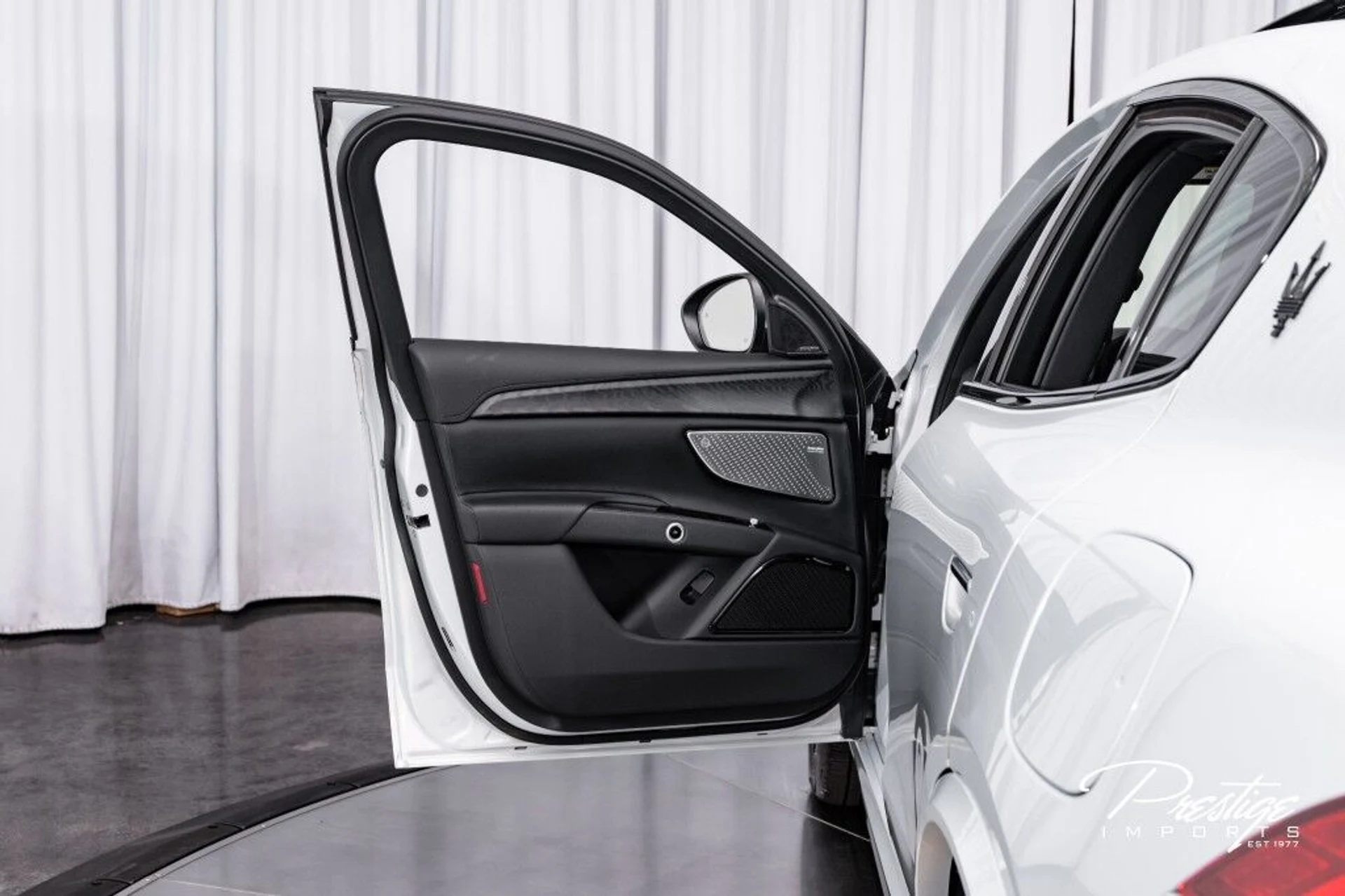 mph024_3553799060_8115ca083331763ca6c0c610bad6c0bd_209a0e5378