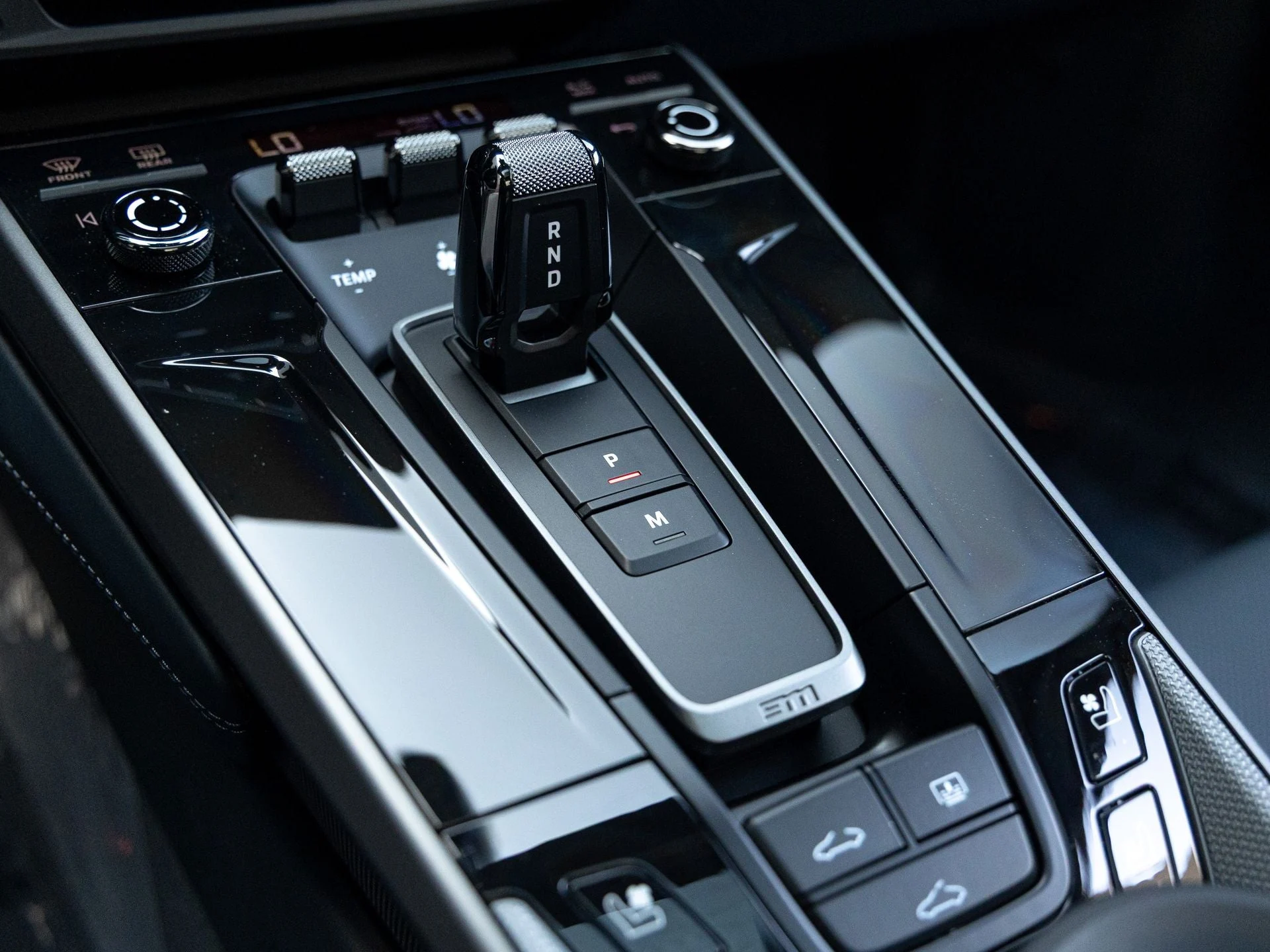 mph024_355942103_25_b923a44083