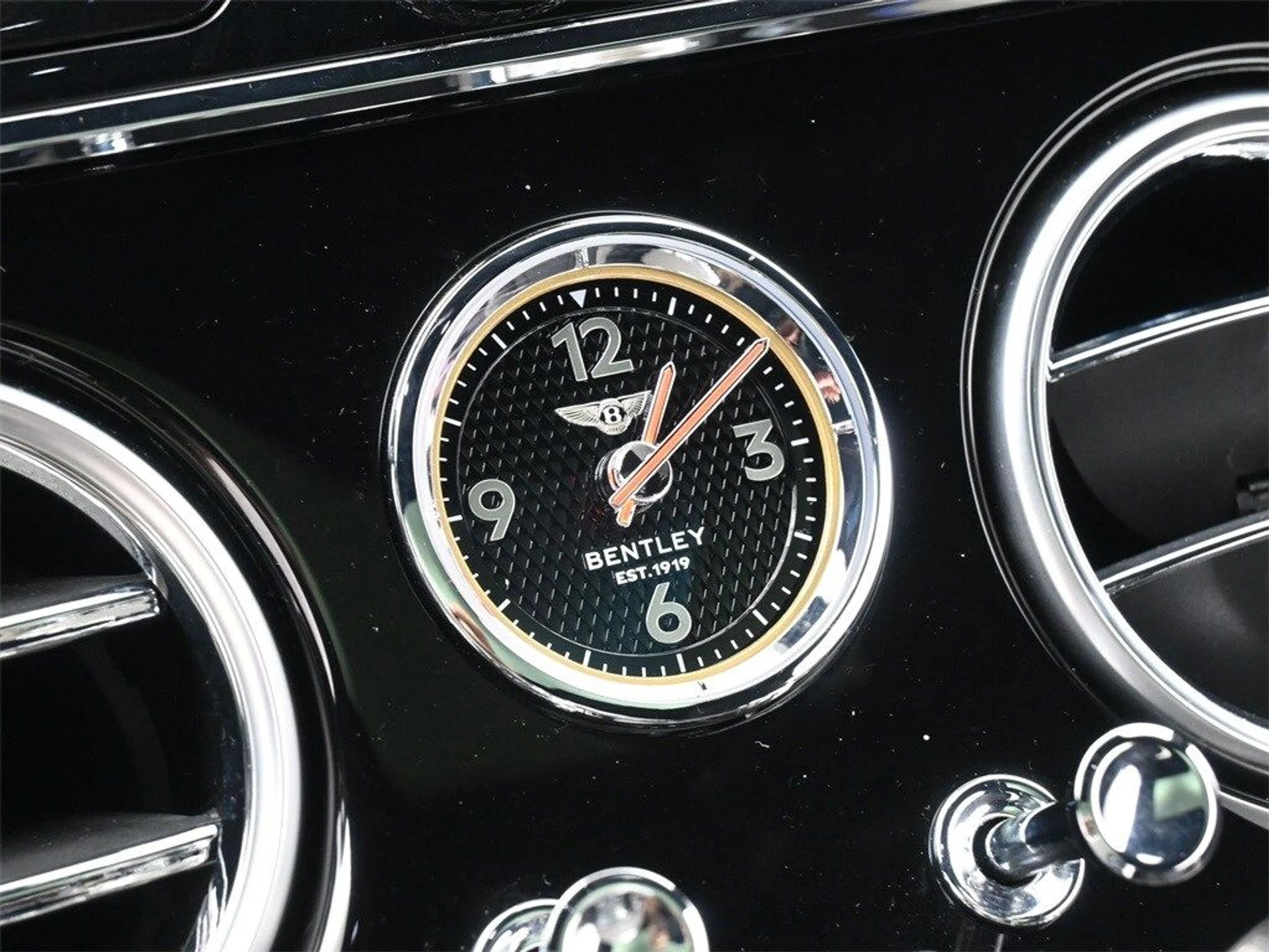 mph024_3563723938_3ee4c485ca8d8772791674ce2c78b06dx_da53798403