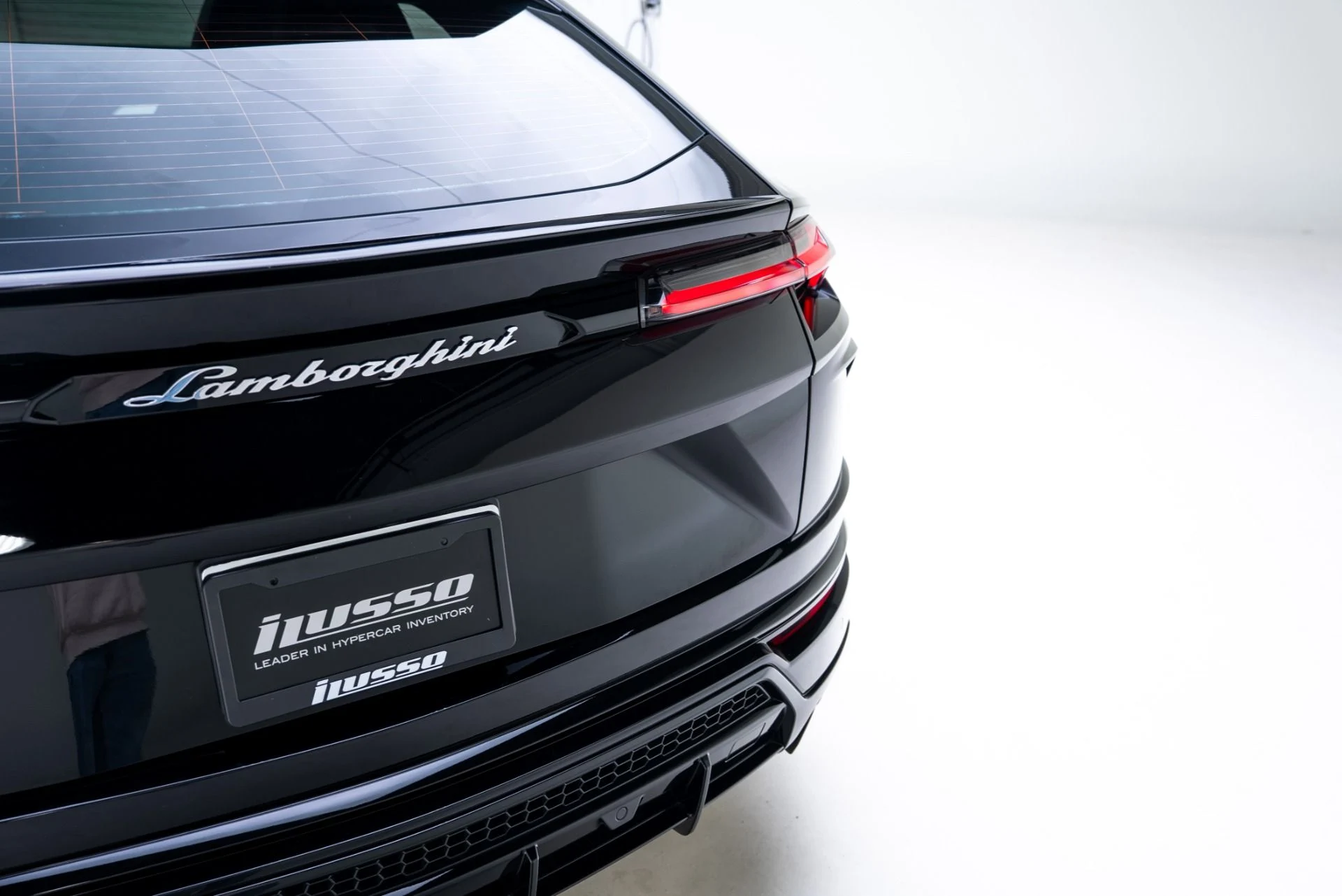 mph024_3564276529_Used_2022_Lamborghini_Urus_1769211578_c099bd36f7