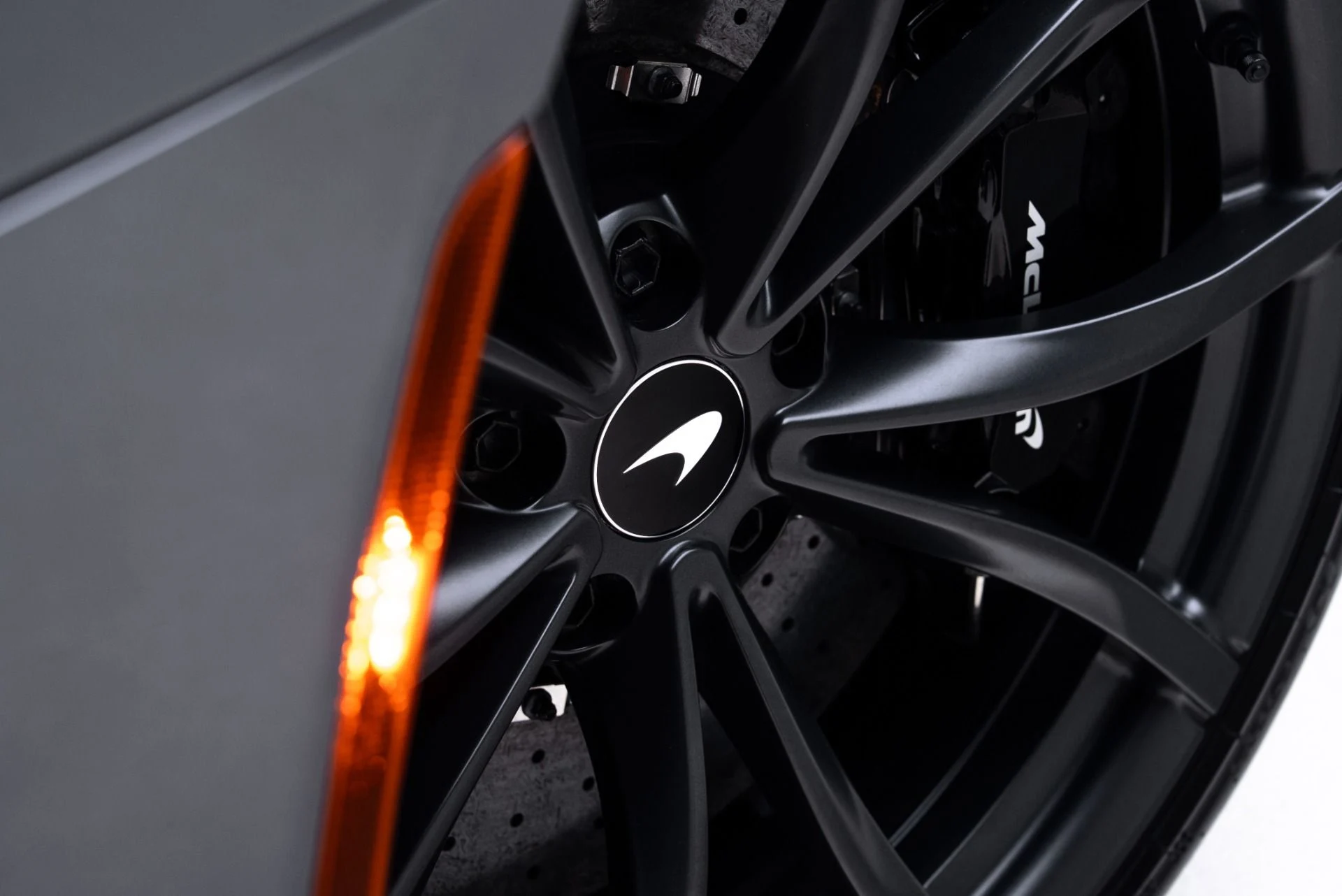 mph024_3569522074_Used_2023_Mc_Laren_Artura_1774894361_a878a18c75