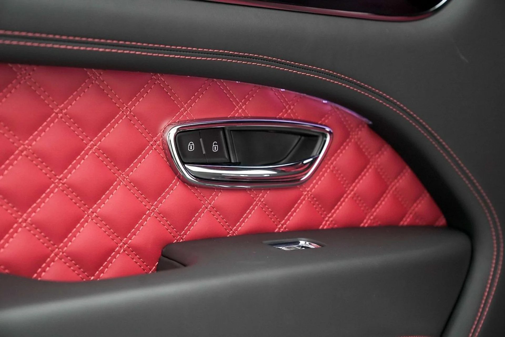 mph024_3570504471_mn1jaca2jem3z67nv6xichx6345o_6346f490ed