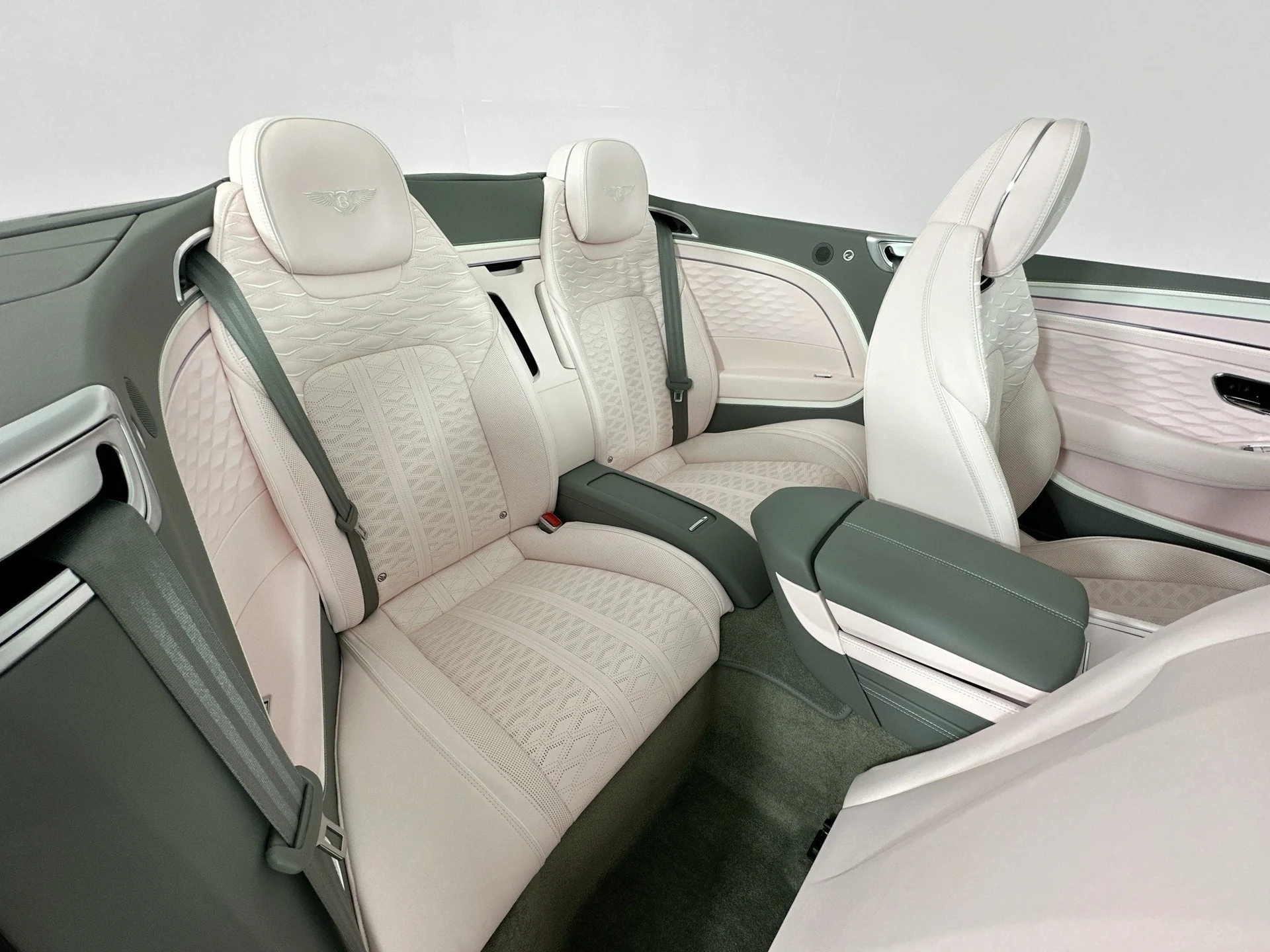 mph024_3572252233_25_e05e682b3e