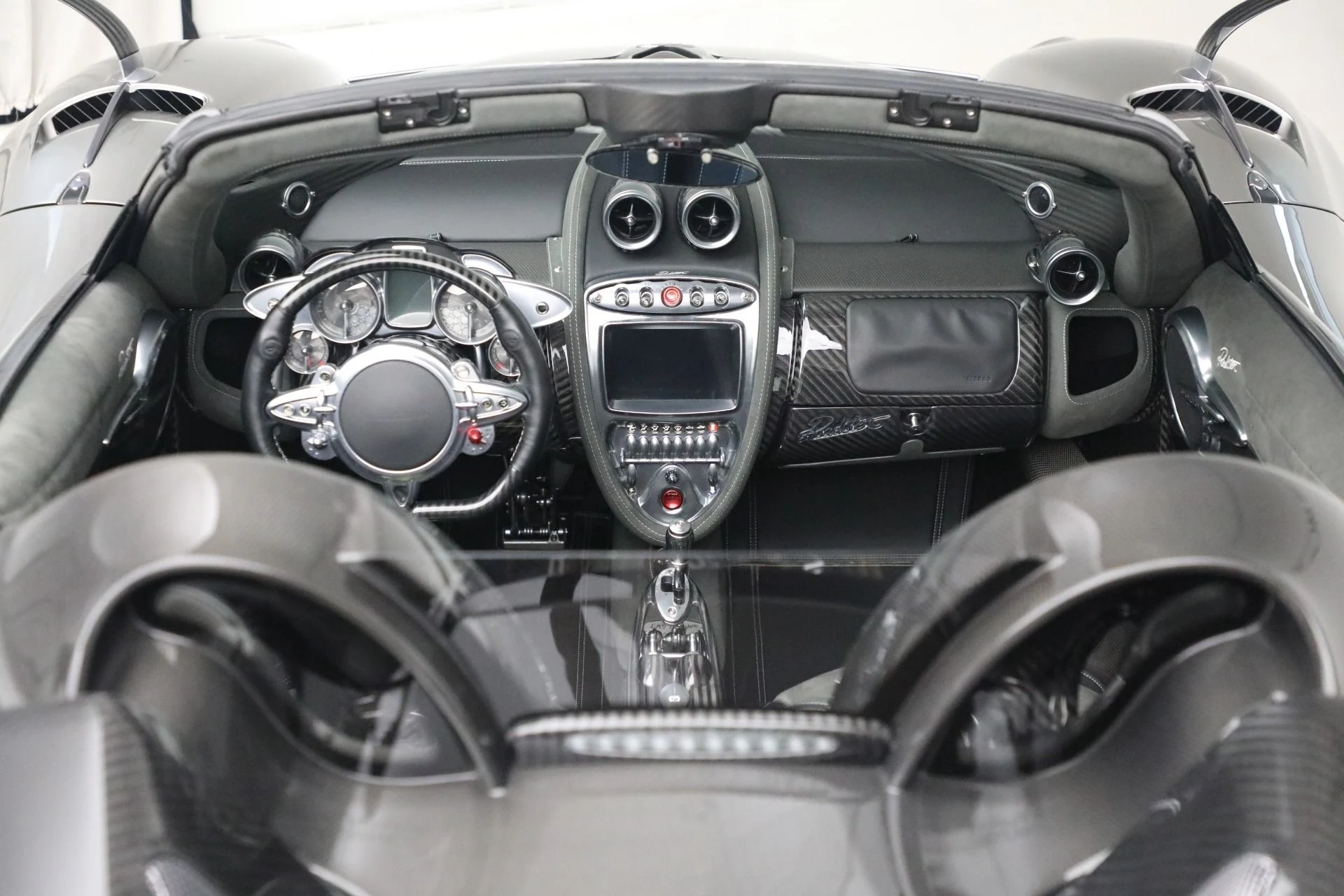 mph024_3590755684_Used_2017_Pagani_Huayra_Roadster_1769208152_987fa2359d