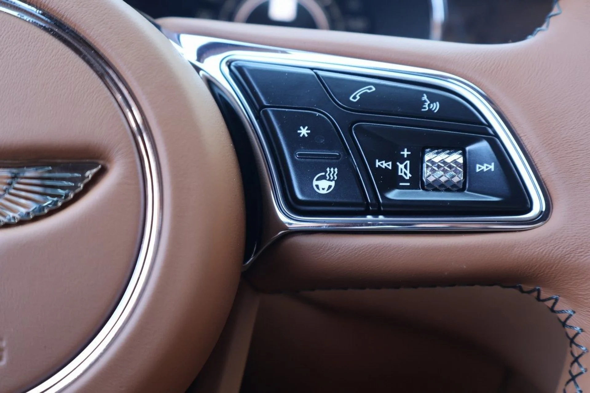 mph024_3591880414_25_7584a0f385