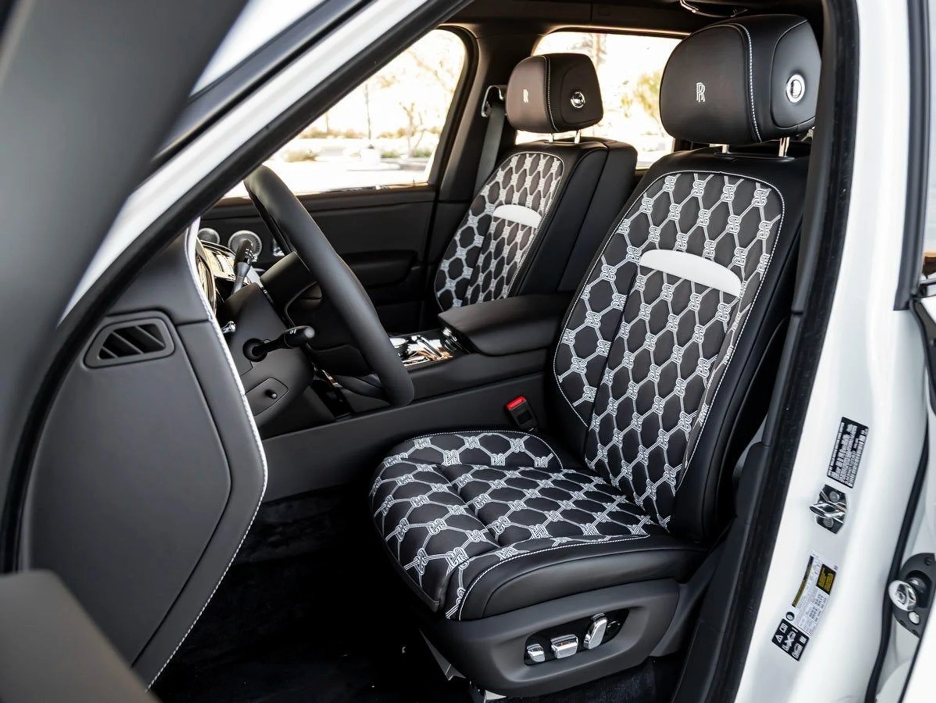 mph024_3605216033_25_46e5c995af