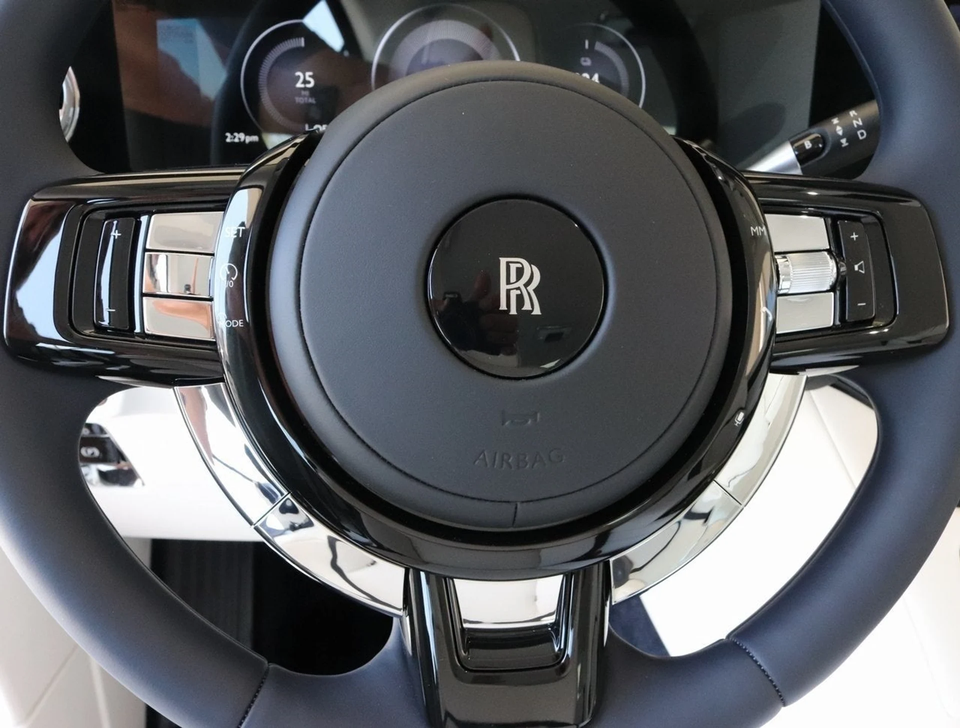 mph024_3606789247_25_d477f77338