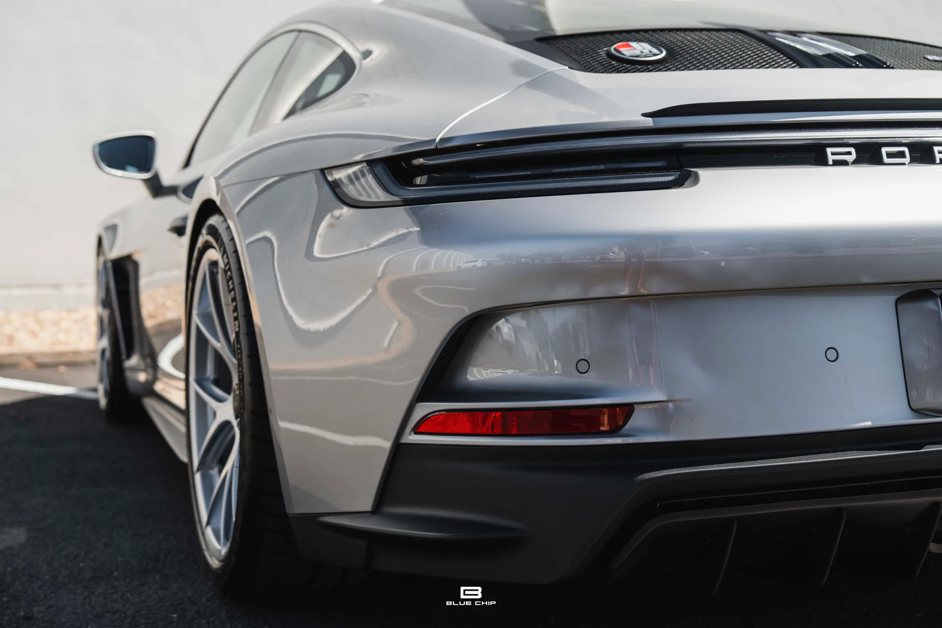 mph024_3608456029_6a345bdb8f9b4459965b12ee_2024_Porsche_911_ST_24_6eaf6a6b20