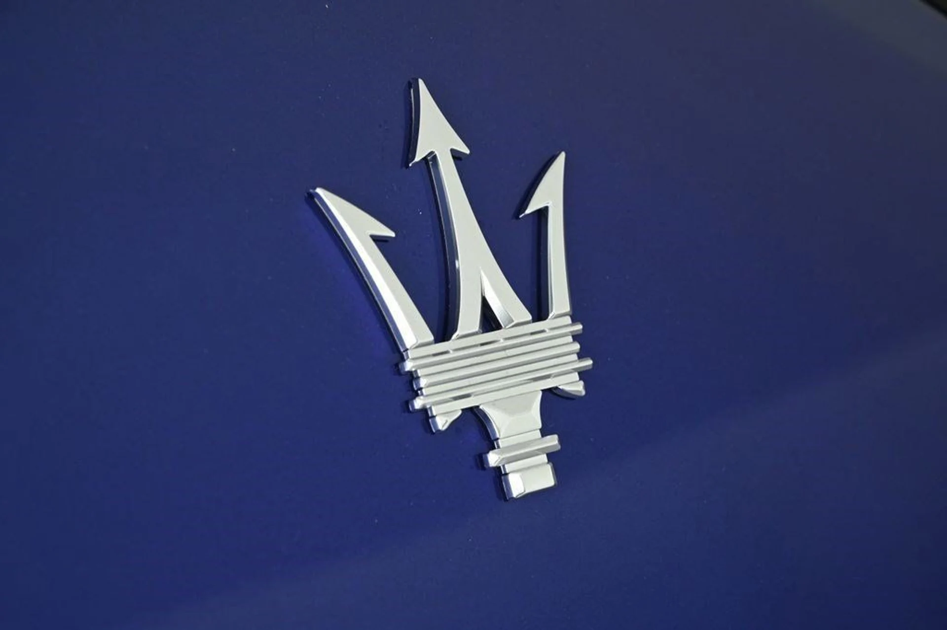 mph024_3623935266_new_2025_maserati_grecale_awd_11350_22975687_24_1024_4ff2cc965a