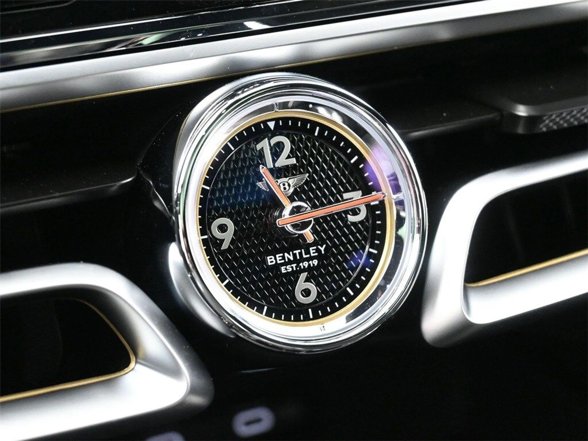 mph024_363583500_7f5f83715b1ebc967aee1bc97a937726x_01d66c0cd5