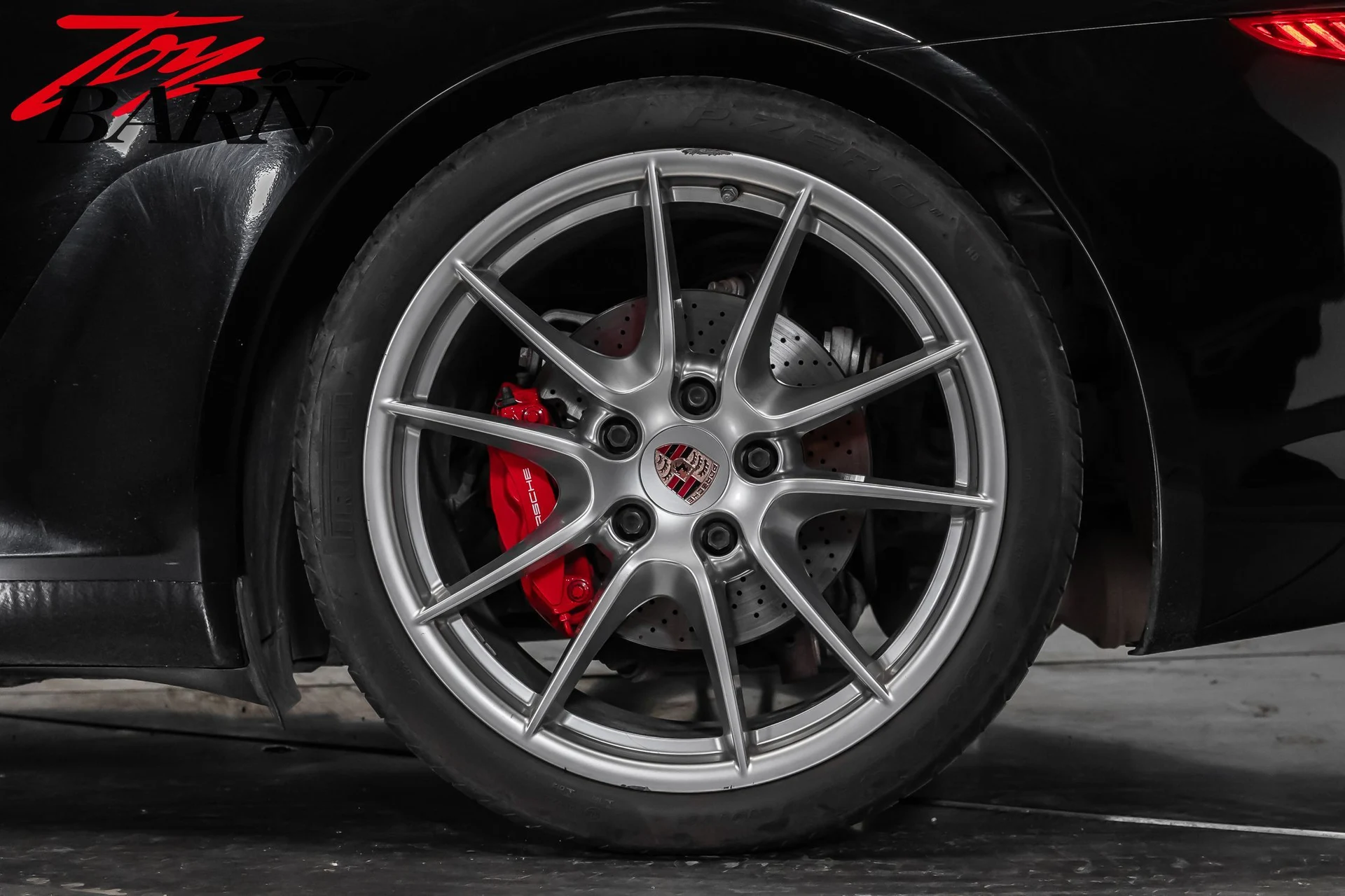 mph024_3640917484_01a50dd3a825c942e4fab99dc795fe68x_5c1ce8caf2