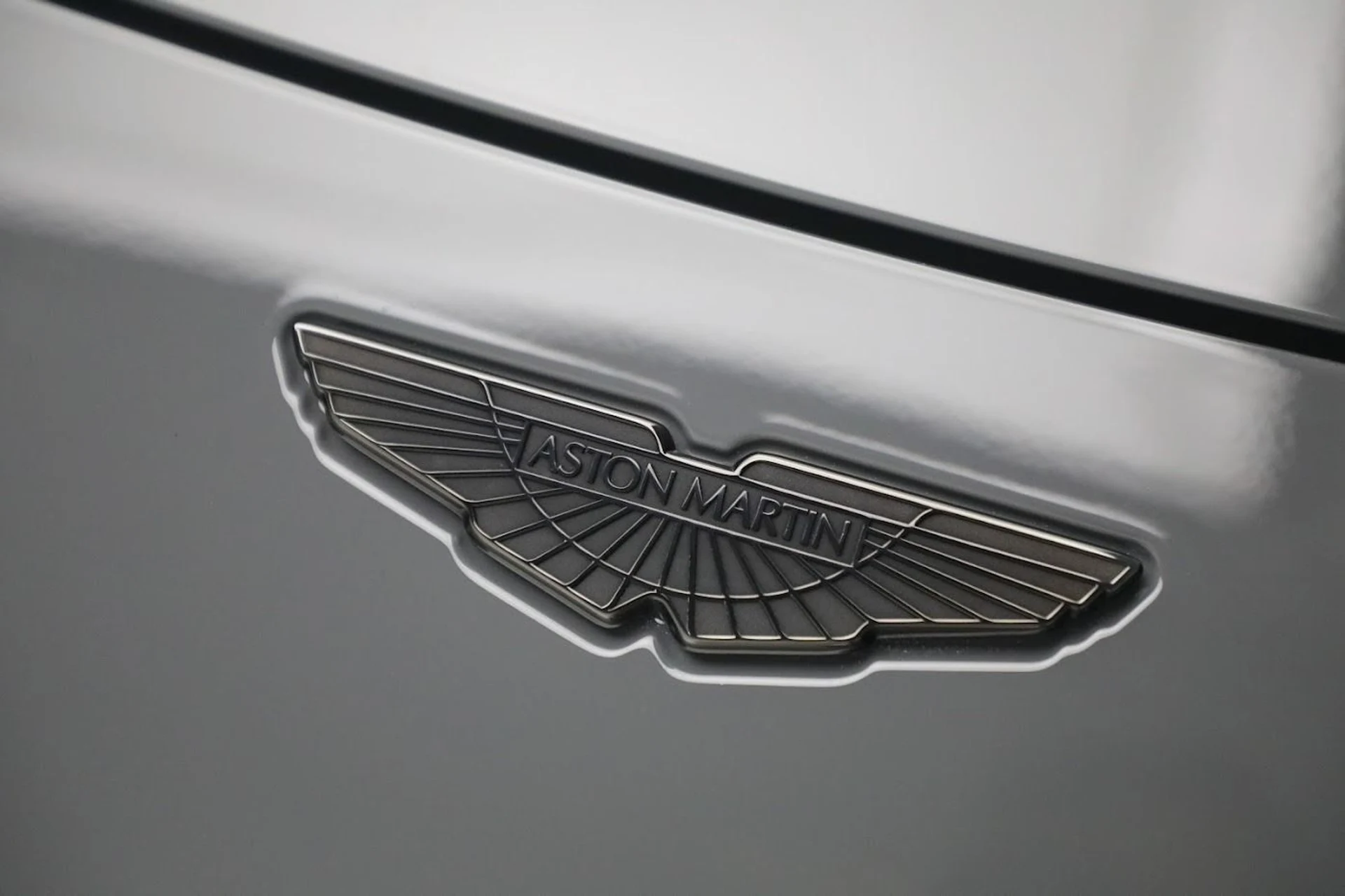 mph024_3644849390_Used_2023_Aston_Martin_Vantage_V8_8d440444c0
