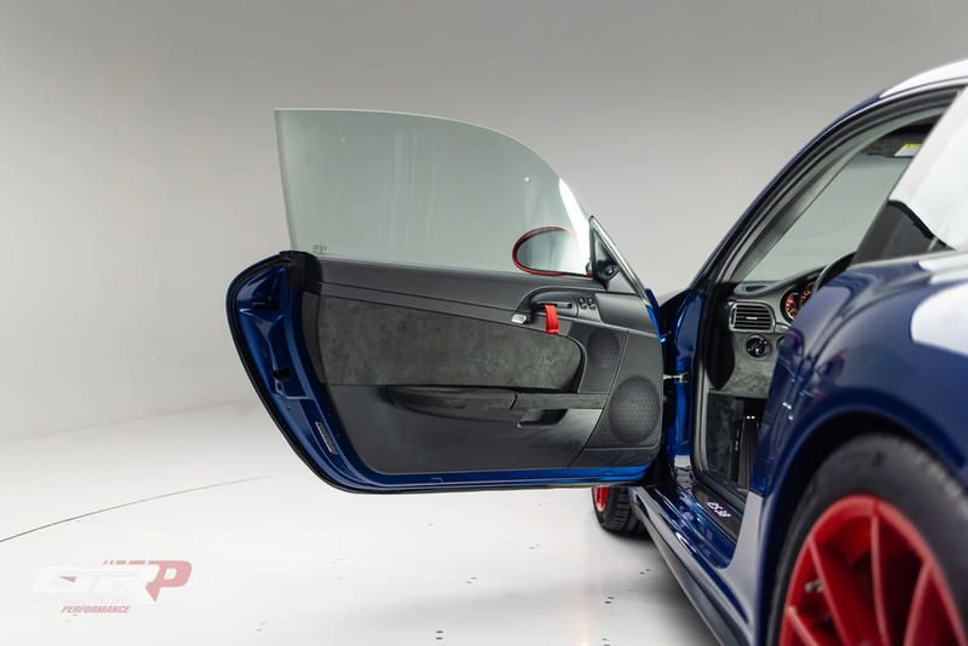 mph024_3645081596_0_E22_F821_590_D_4_C59_A84_E_1_F0_E6_A5_E3_A33_c9443502ef