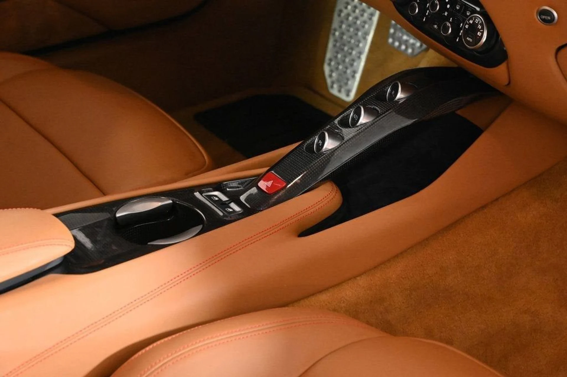 mph024_364535449_32f314e7b4d04c78bd8bef79bb17b14f_2c749a6f01