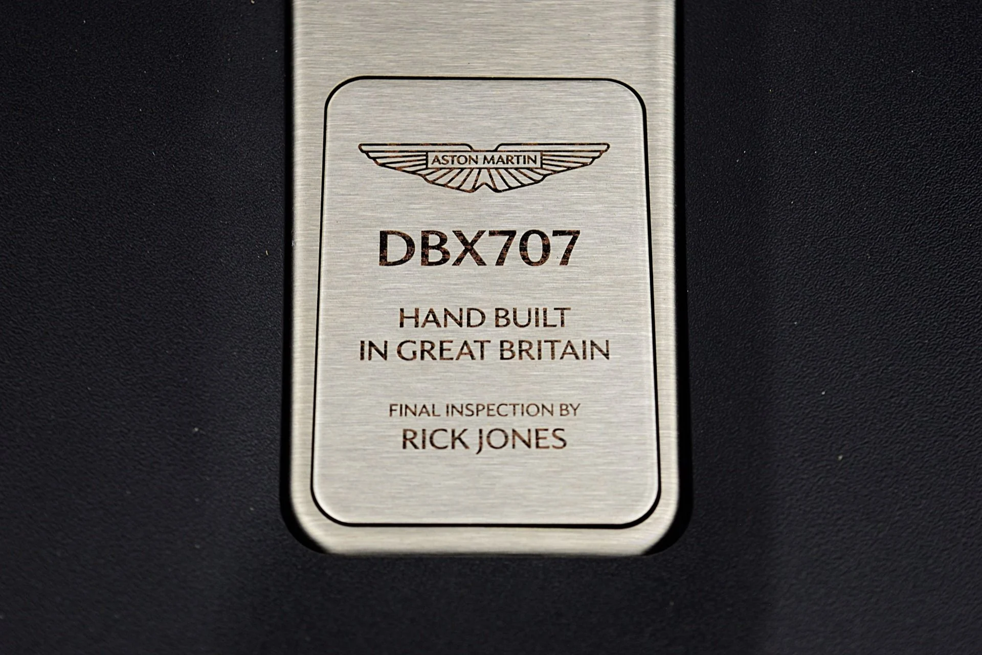mph024_3646116989_New_2025_Aston_Martin_DBX_707_e49bd3d3ef