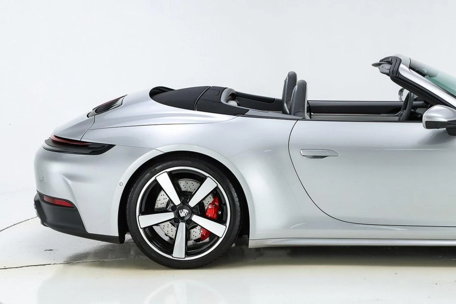 mph024_3647189115_Gd_P_Tf_NK_5_HUM_Or_A_Wy_Lz_JT_Va_Cp4_A_03555354b3