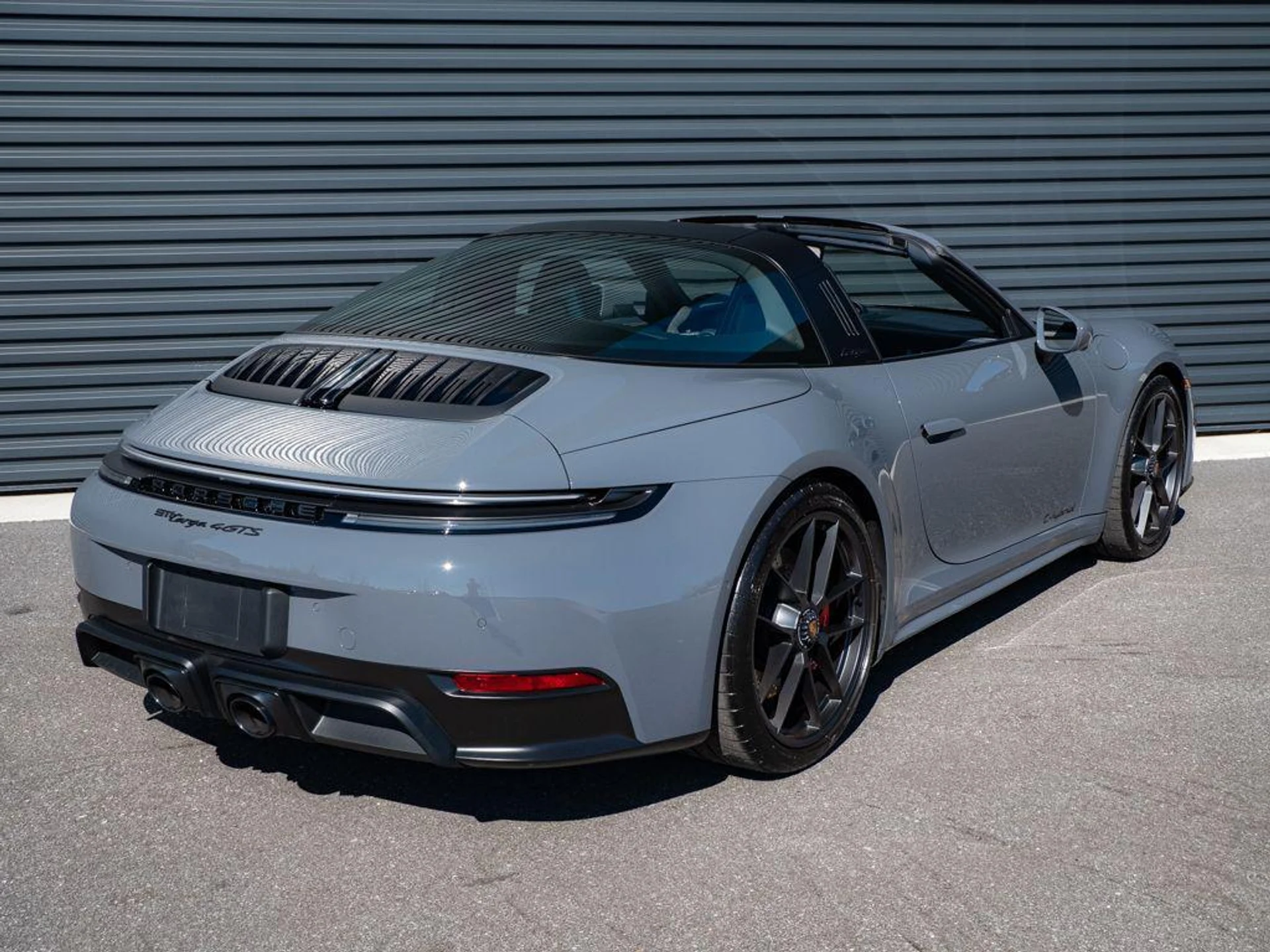 mph024_3652268913_c_Ze1_I77f9ocfv6_D_Op_Cvg4_F_a_U_7183dc0e51