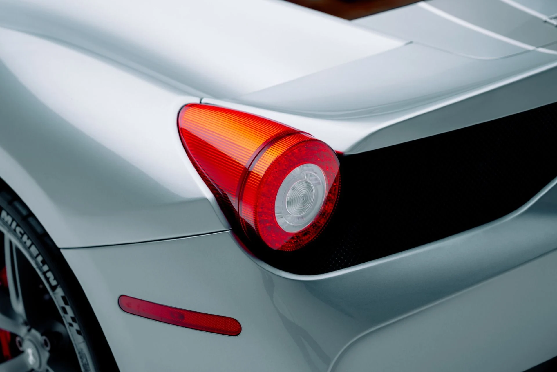 mph024_3654089001_Used_2015_Ferrari_458_Speciale_1764610565_e80b749a0a