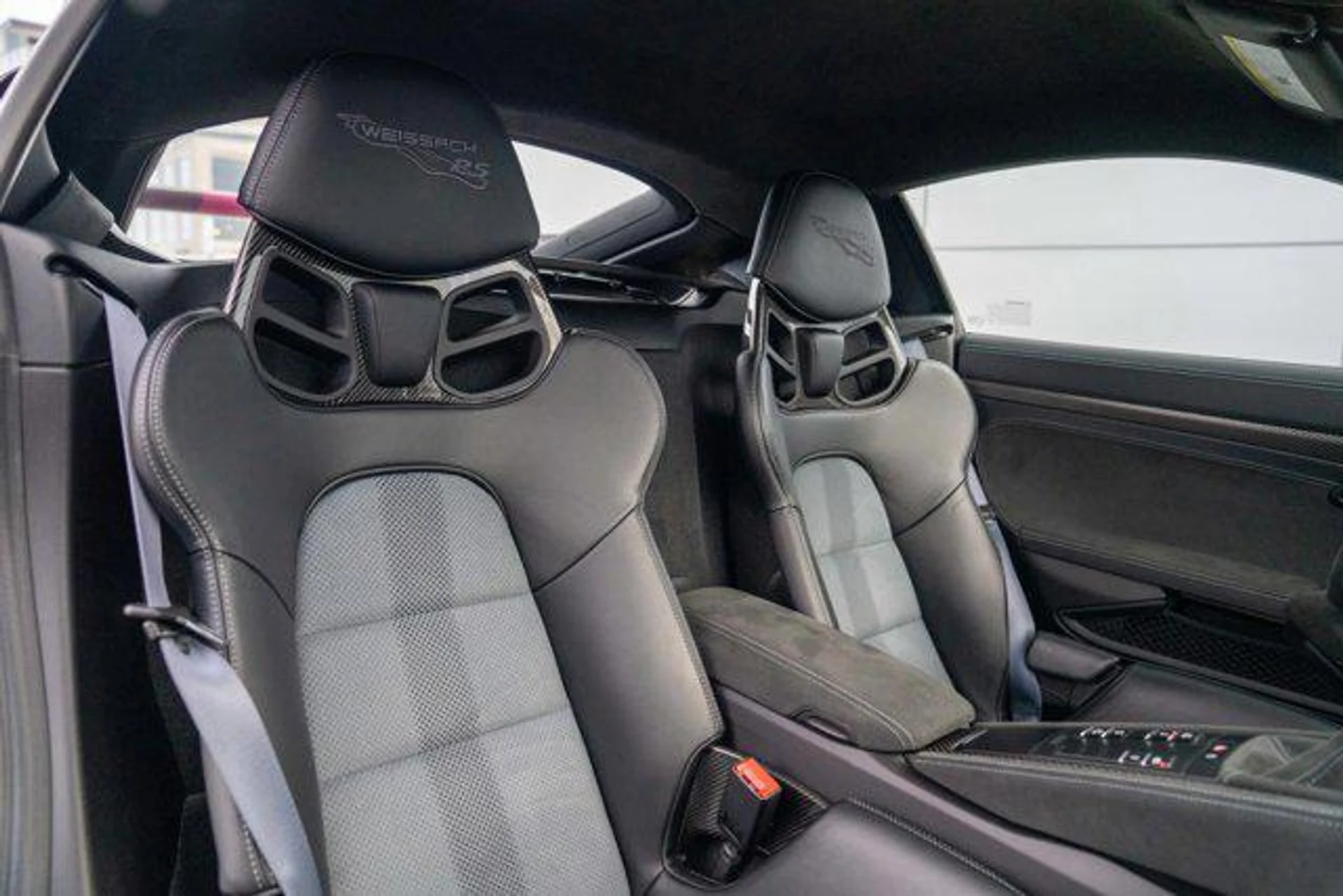 mph024_3655628877_d_AC_8_Z_Mh_Guk1_Y_Jy_Wc_U_Baznoal_W2_U_6e5ca444dd